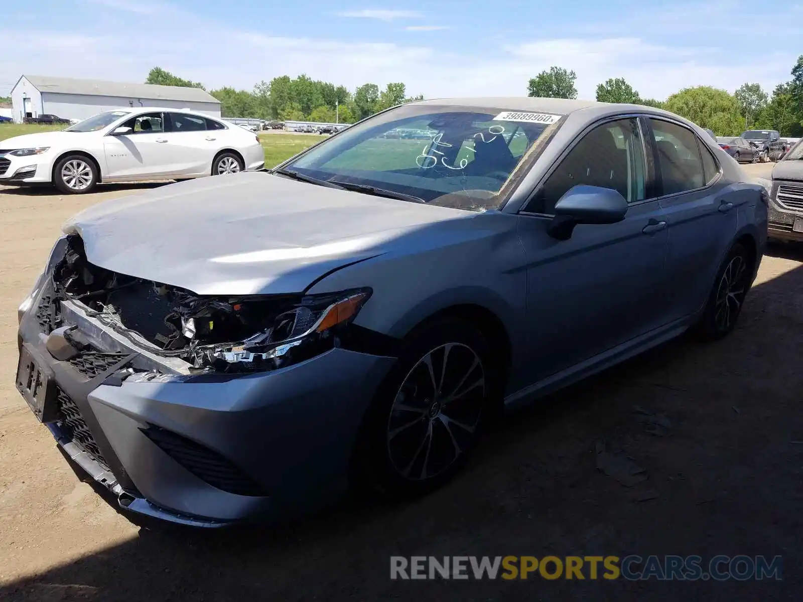 2 Photograph of a damaged car 4T1G11AK0LU327380 TOYOTA CAMRY 2020