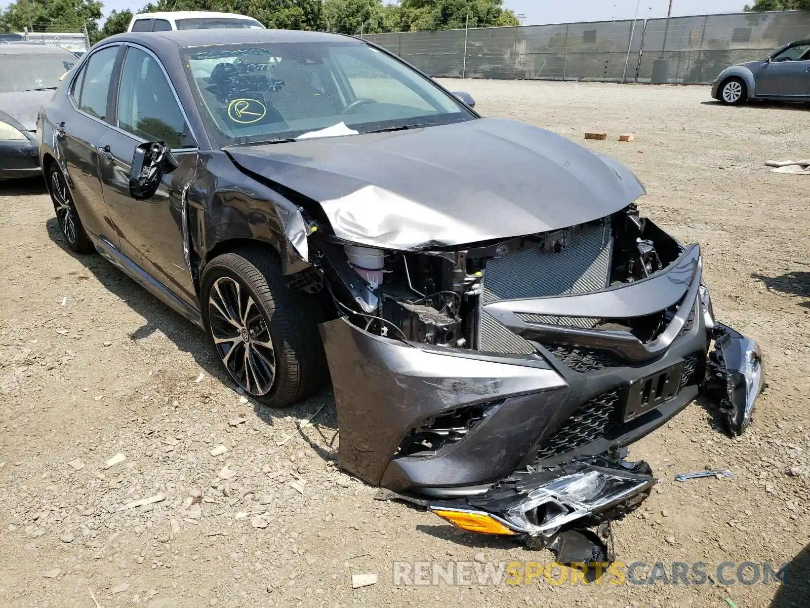 1 Photograph of a damaged car 4T1G11AK0LU328481 TOYOTA CAMRY 2020