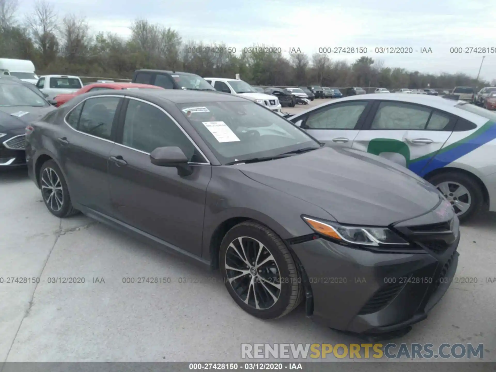 1 Photograph of a damaged car 4T1G11AK0LU329405 TOYOTA CAMRY 2020