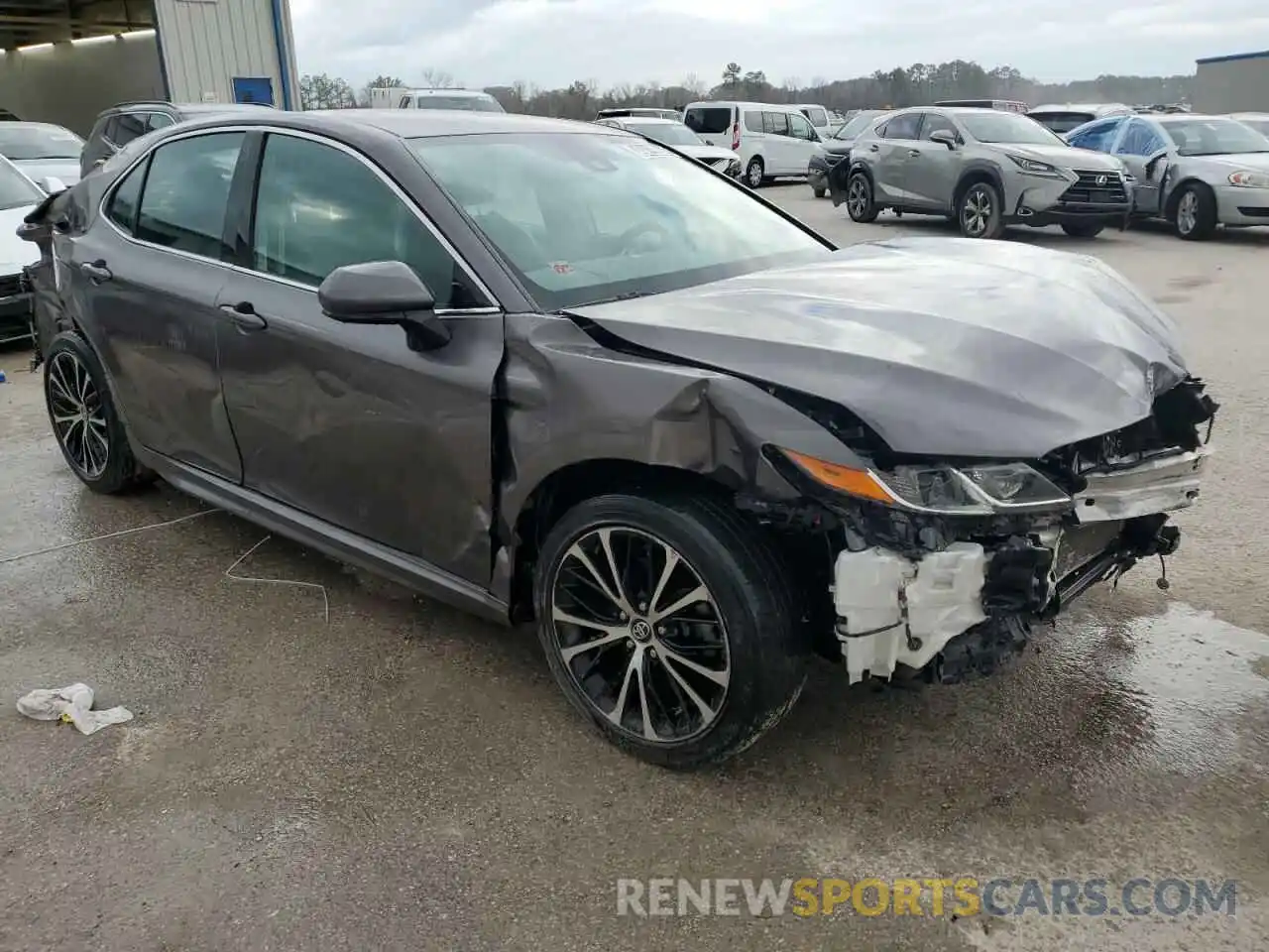 4 Photograph of a damaged car 4T1G11AK0LU329968 TOYOTA CAMRY 2020