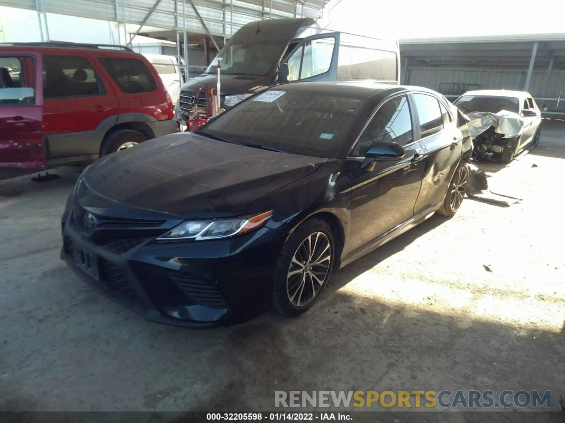 2 Photograph of a damaged car 4T1G11AK0LU330361 TOYOTA CAMRY 2020