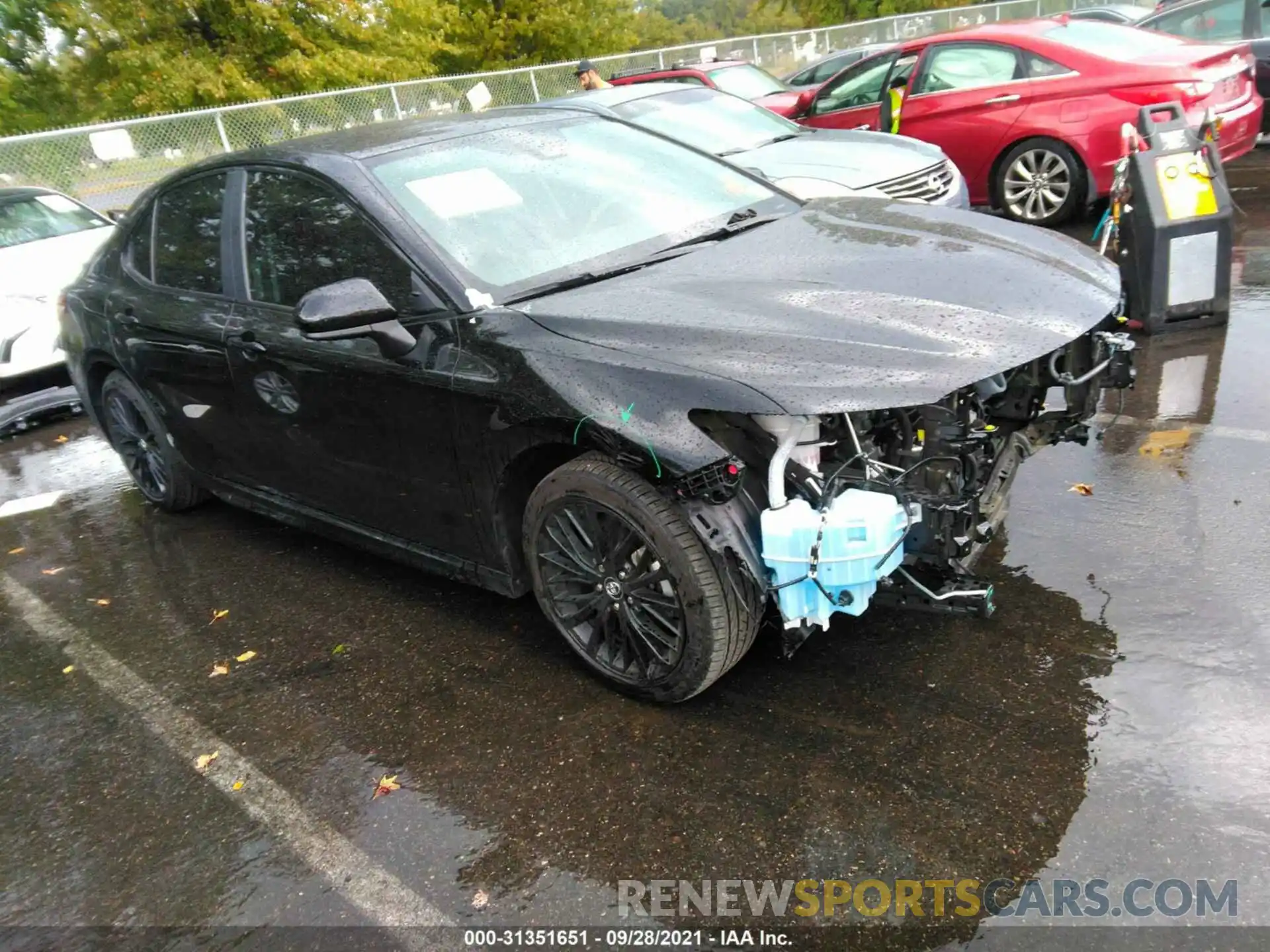 1 Photograph of a damaged car 4T1G11AK0LU332353 TOYOTA CAMRY 2020