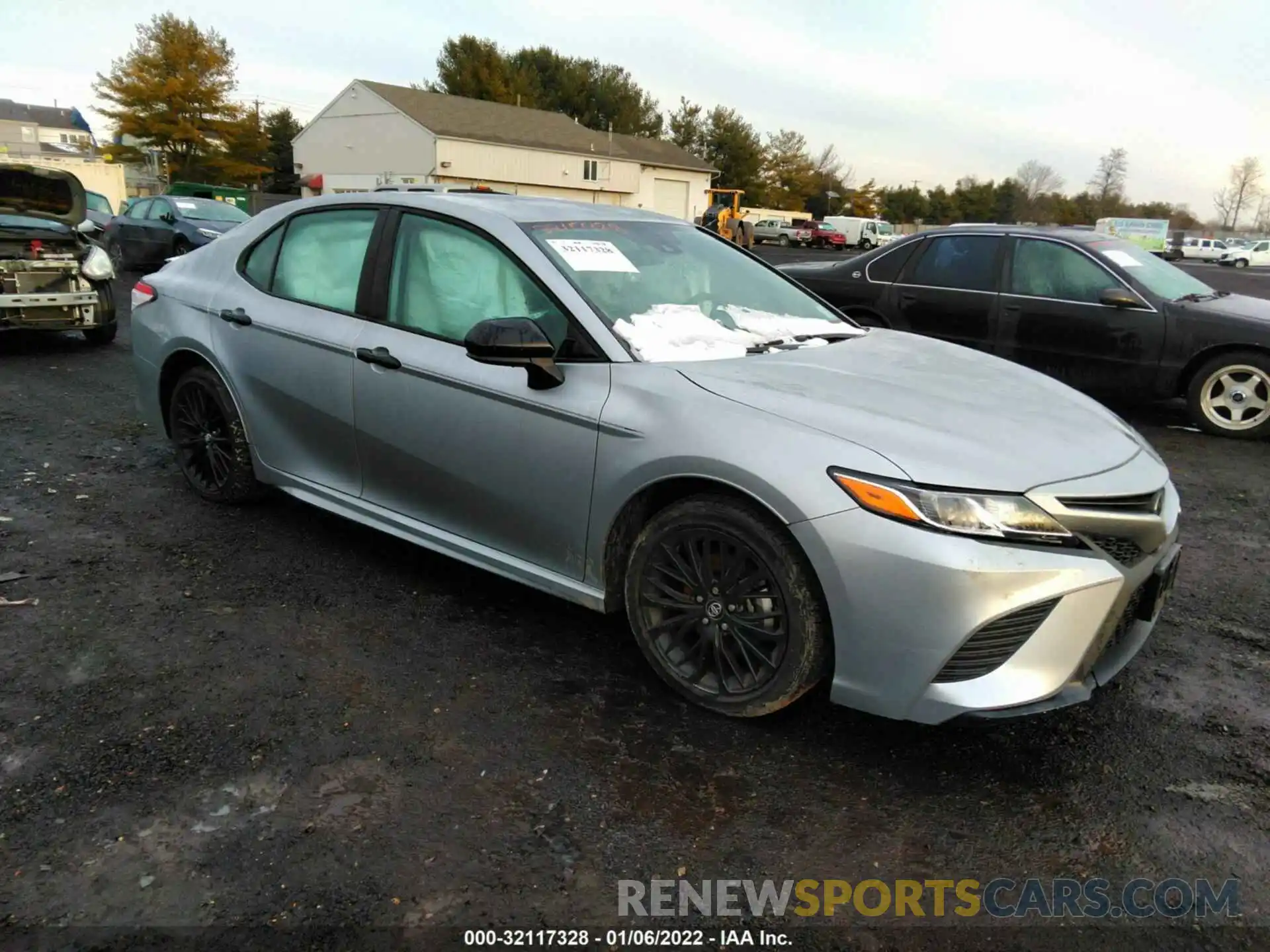 1 Photograph of a damaged car 4T1G11AK0LU333308 TOYOTA CAMRY 2020