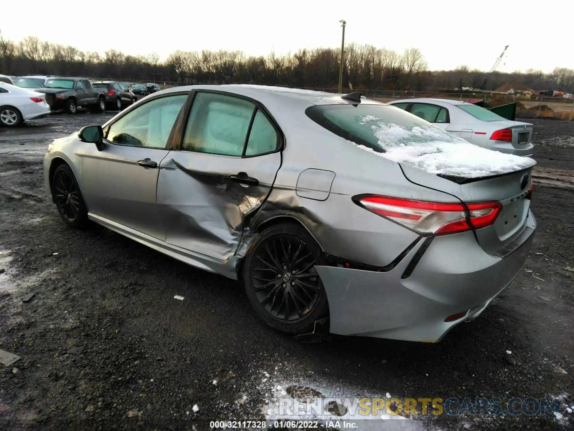 3 Photograph of a damaged car 4T1G11AK0LU333308 TOYOTA CAMRY 2020