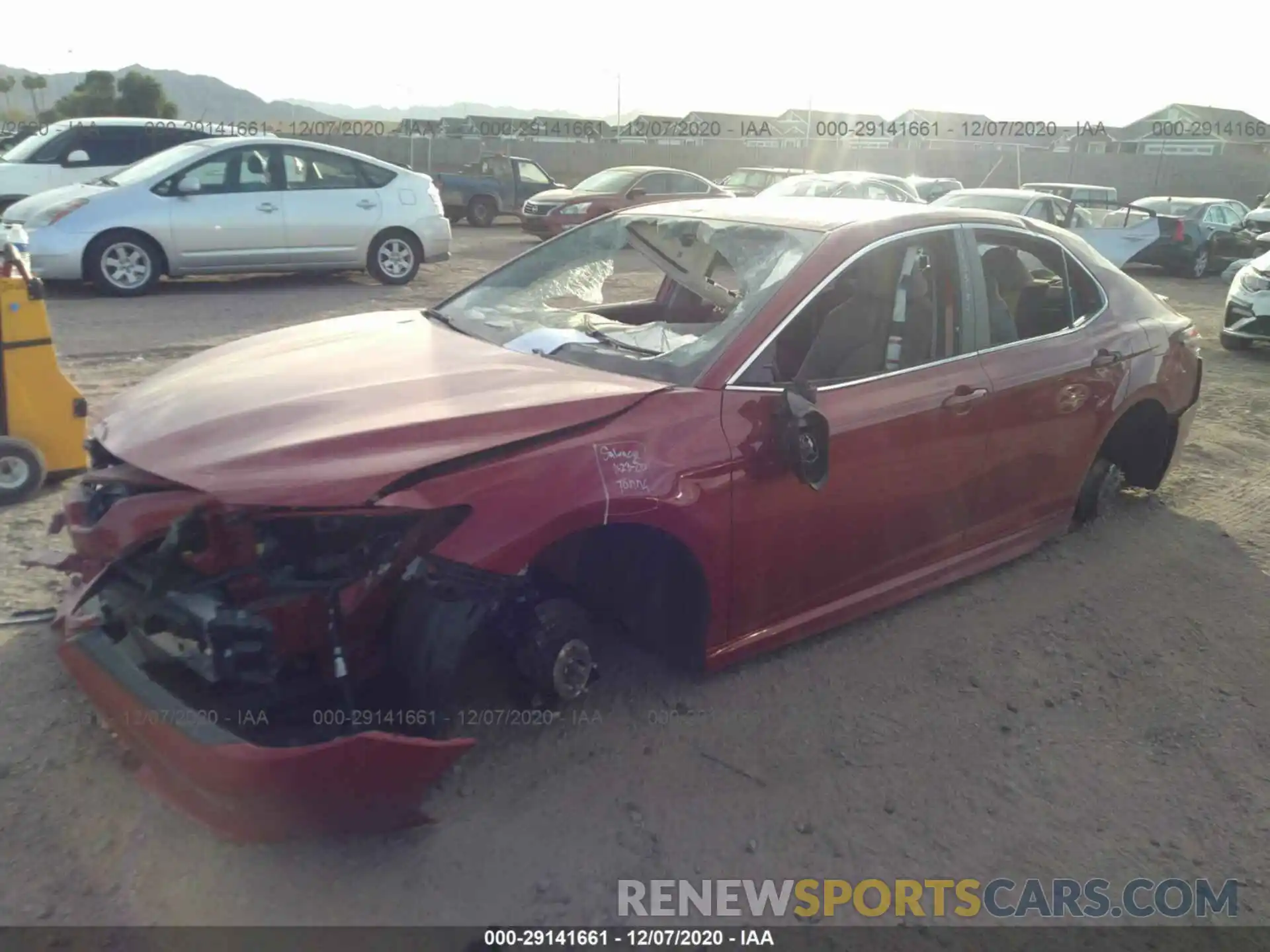 2 Photograph of a damaged car 4T1G11AK0LU333390 TOYOTA CAMRY 2020