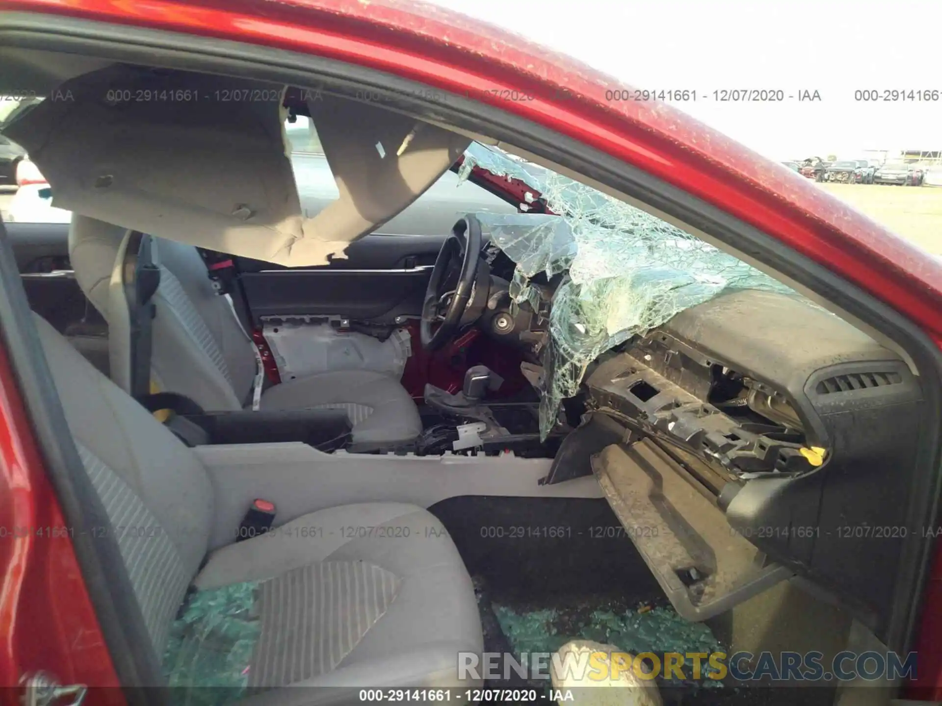 5 Photograph of a damaged car 4T1G11AK0LU333390 TOYOTA CAMRY 2020