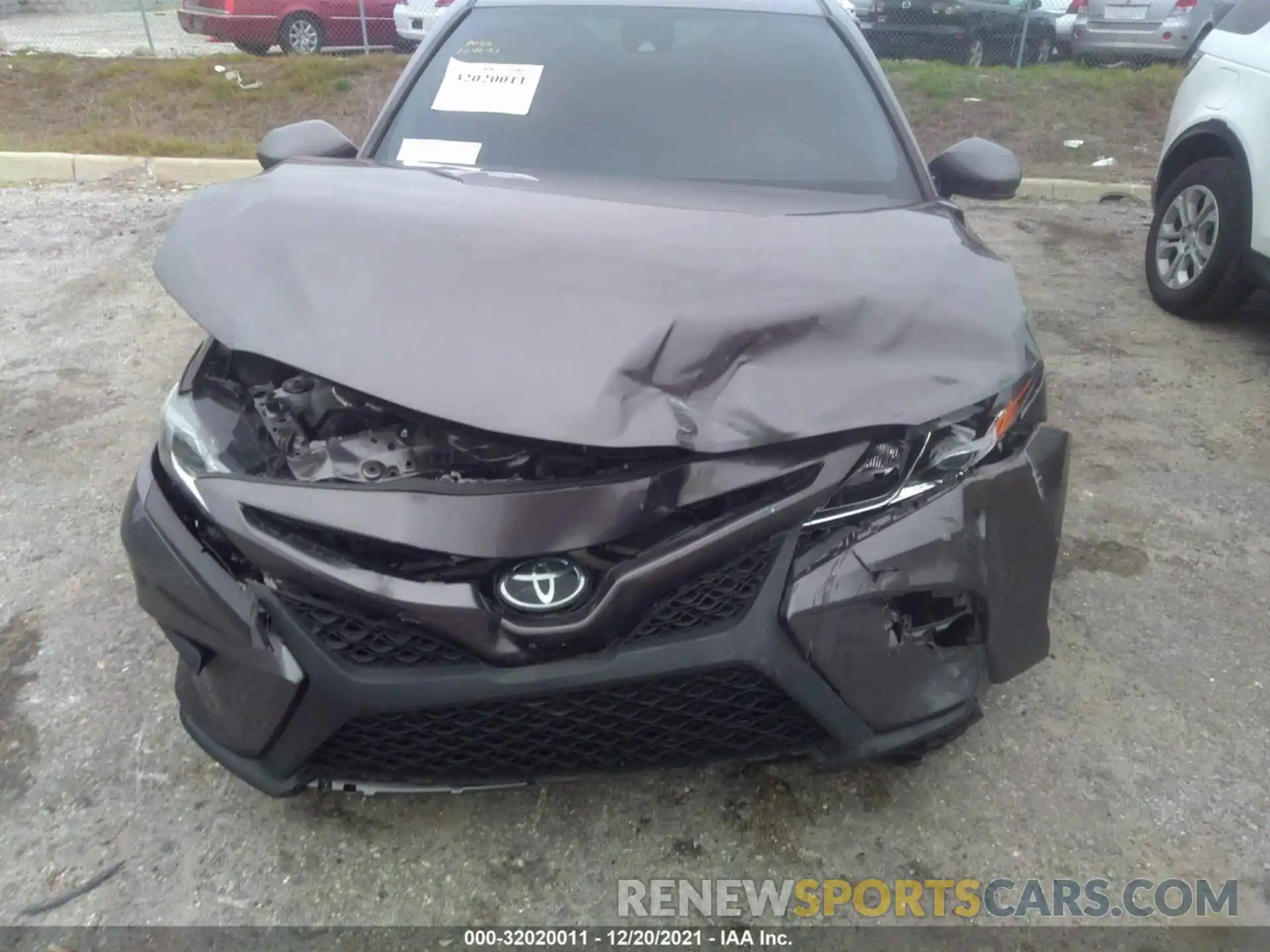 6 Photograph of a damaged car 4T1G11AK0LU337696 TOYOTA CAMRY 2020