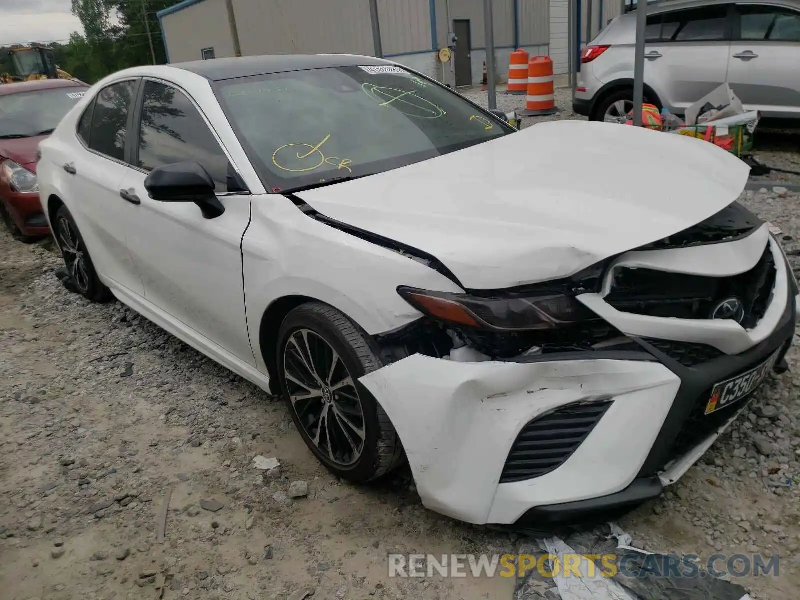 1 Photograph of a damaged car 4T1G11AK0LU339044 TOYOTA CAMRY 2020