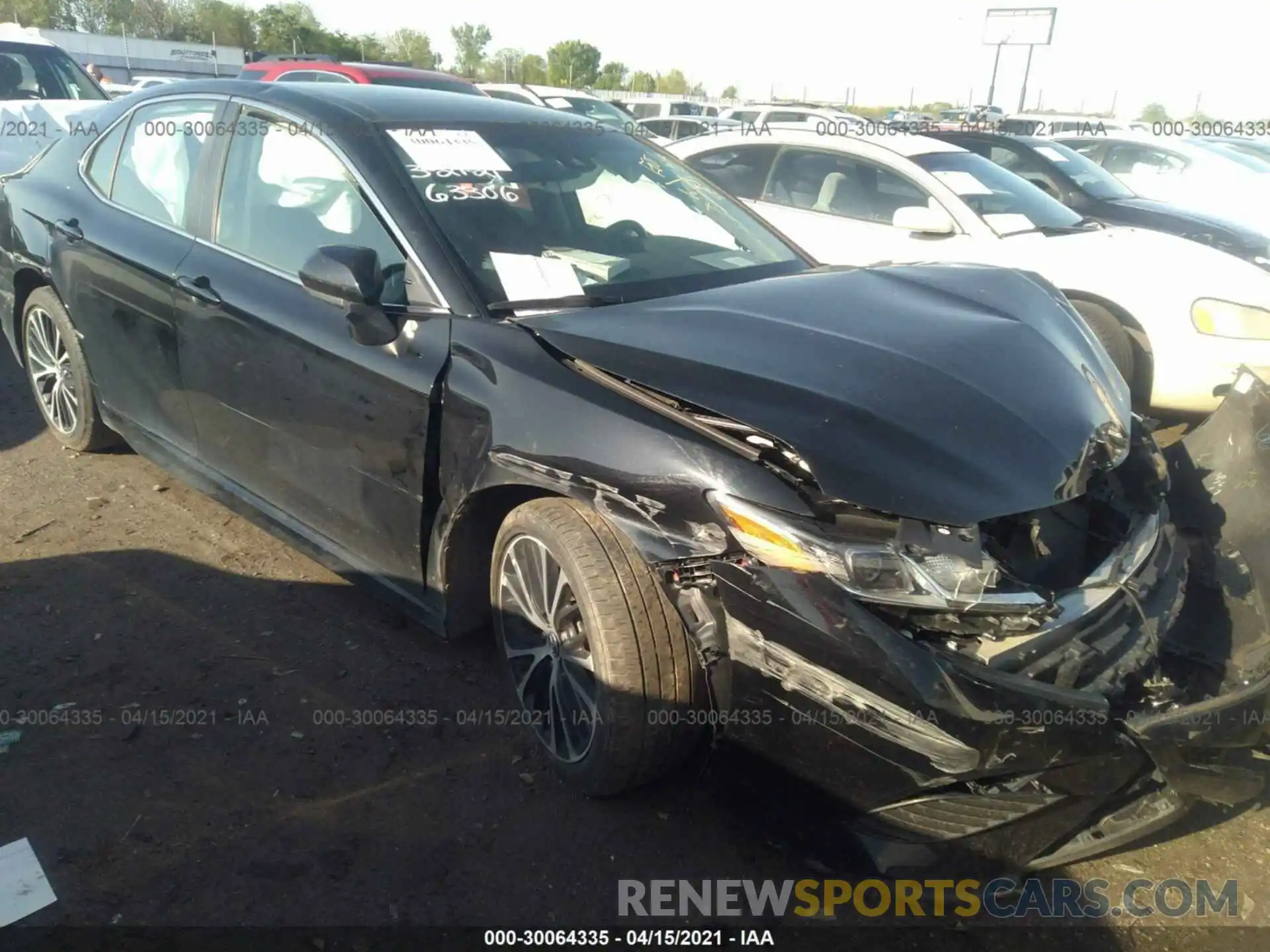 1 Photograph of a damaged car 4T1G11AK0LU342462 TOYOTA CAMRY 2020