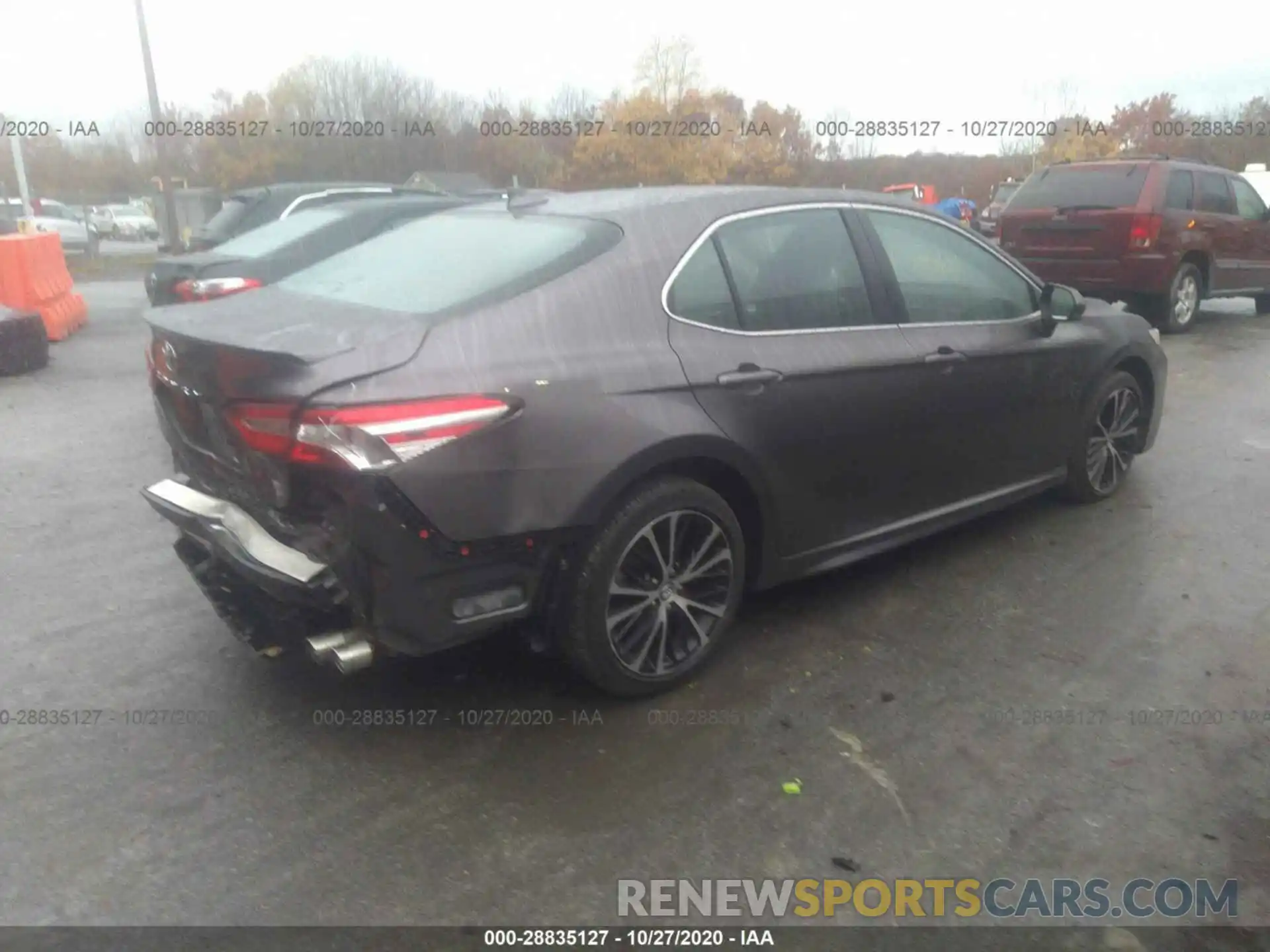 4 Photograph of a damaged car 4T1G11AK0LU346656 TOYOTA CAMRY 2020