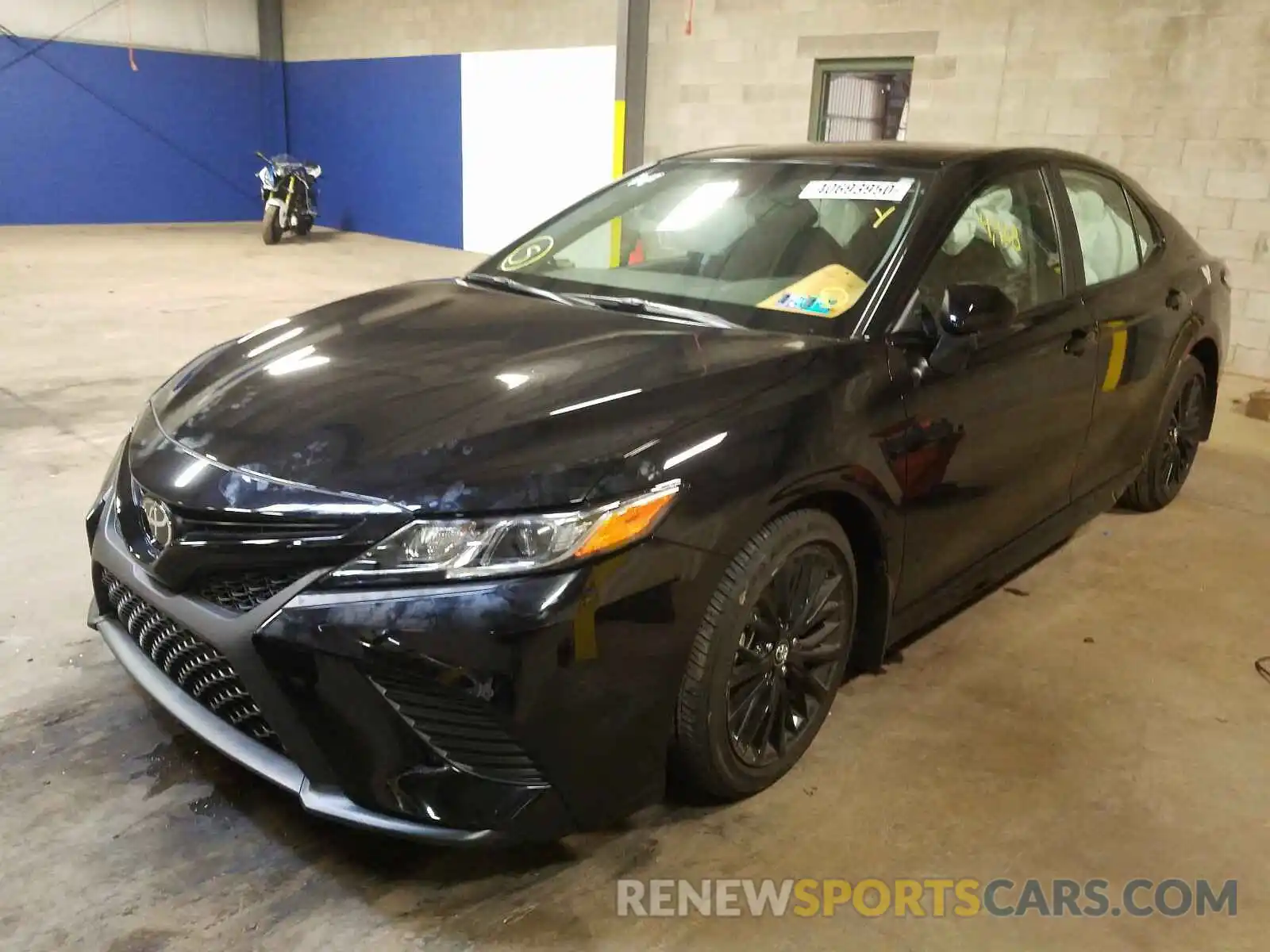 2 Photograph of a damaged car 4T1G11AK0LU350187 TOYOTA CAMRY 2020