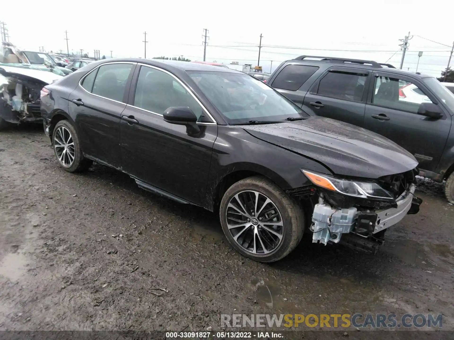 1 Photograph of a damaged car 4T1G11AK0LU351713 TOYOTA CAMRY 2020