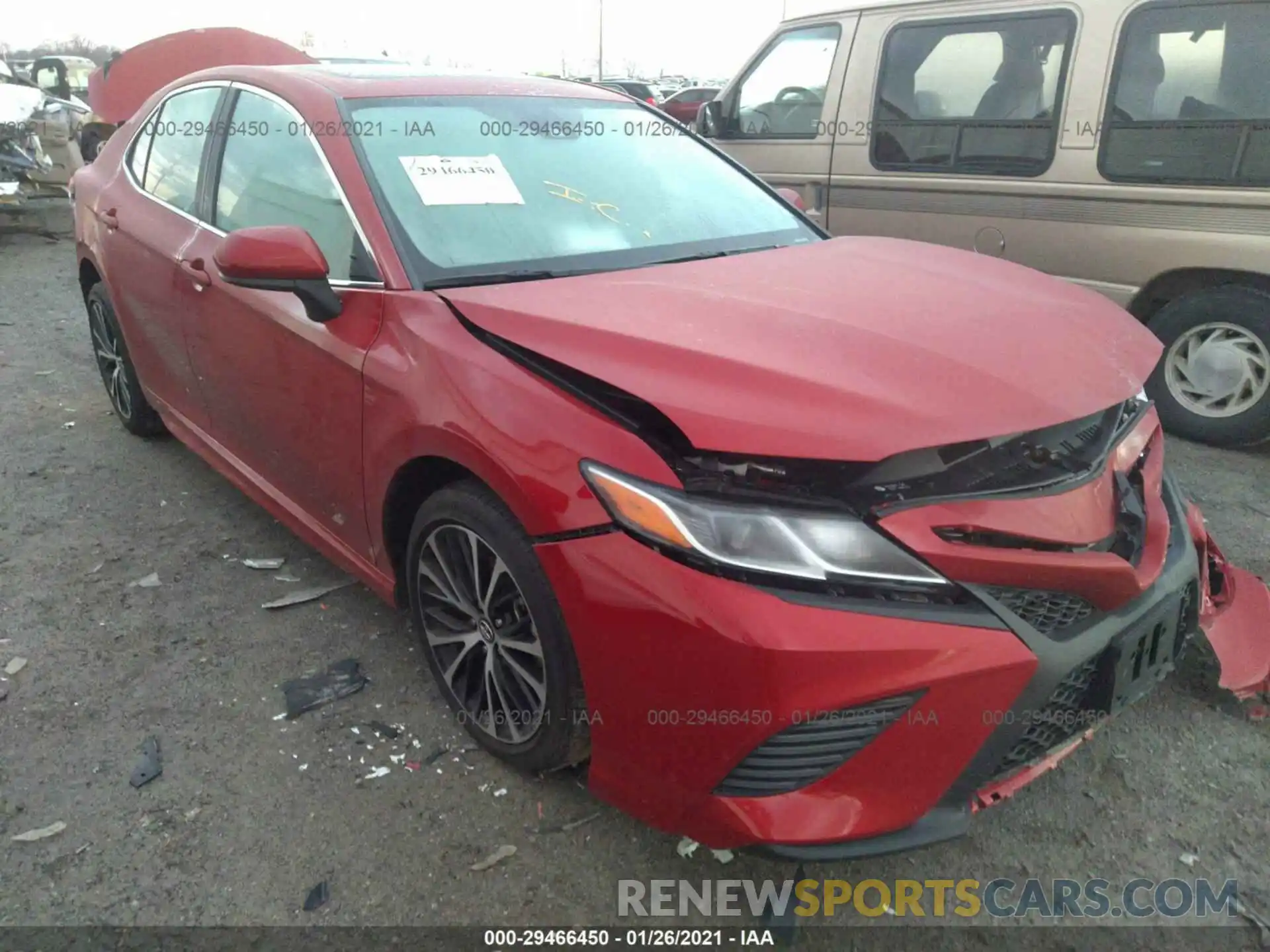 1 Photograph of a damaged car 4T1G11AK0LU352294 TOYOTA CAMRY 2020