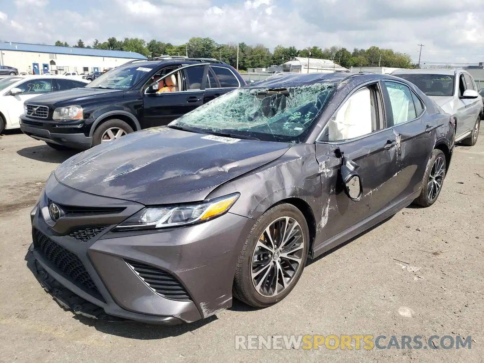 2 Photograph of a damaged car 4T1G11AK0LU352778 TOYOTA CAMRY 2020