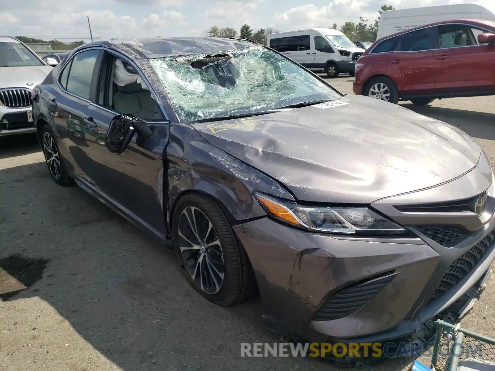 9 Photograph of a damaged car 4T1G11AK0LU352778 TOYOTA CAMRY 2020