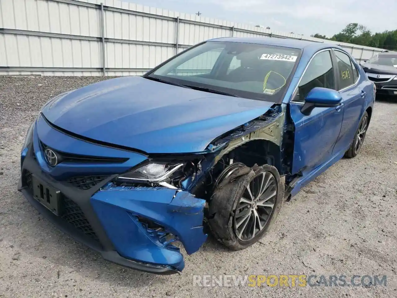 2 Photograph of a damaged car 4T1G11AK0LU352912 TOYOTA CAMRY 2020