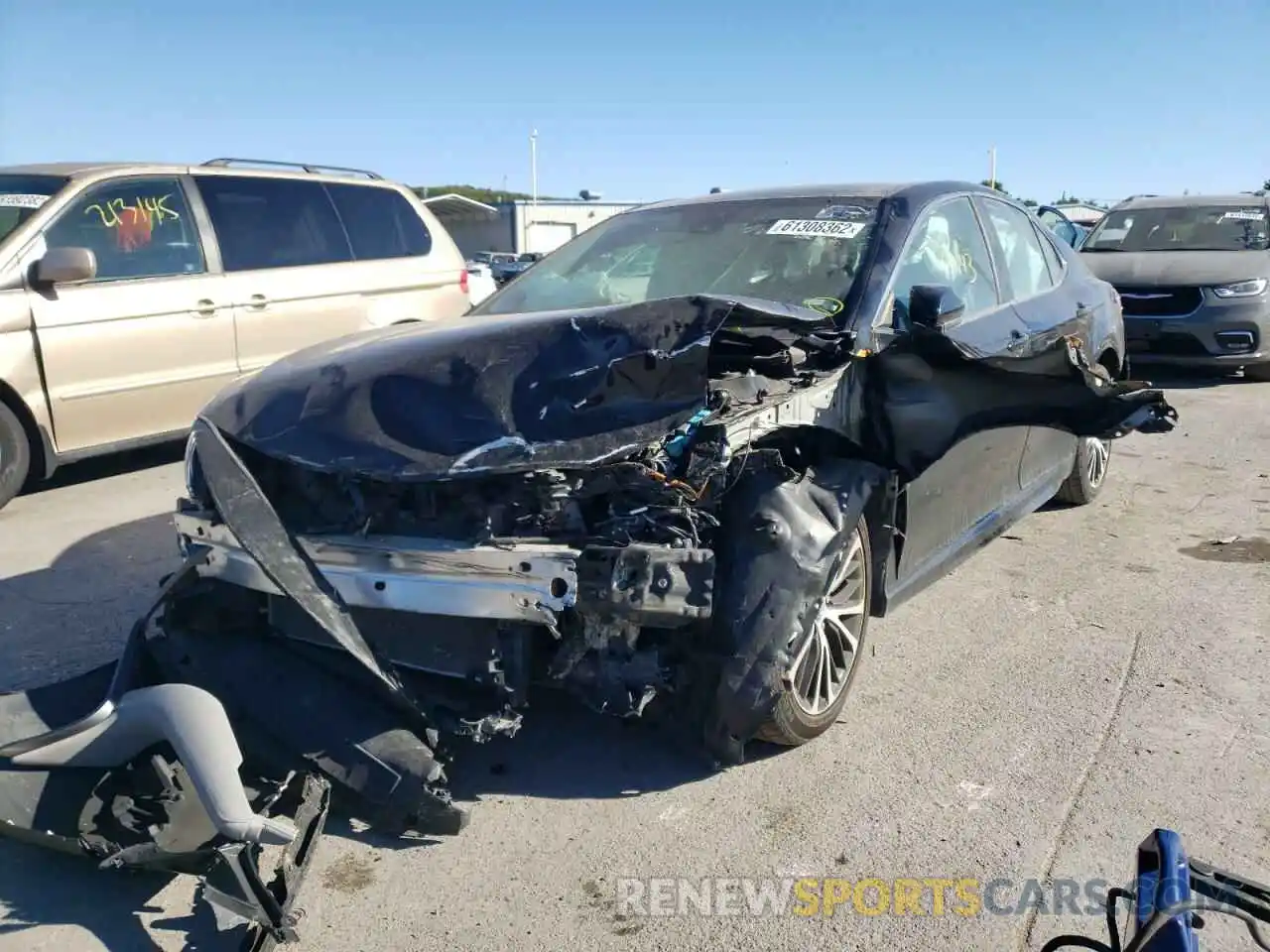 2 Photograph of a damaged car 4T1G11AK0LU353087 TOYOTA CAMRY 2020