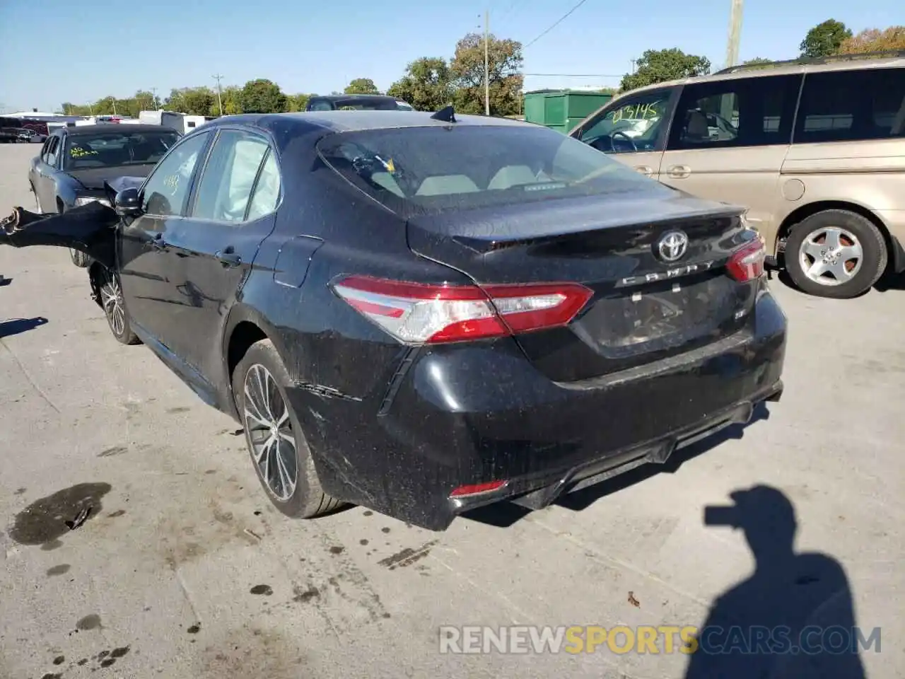 3 Photograph of a damaged car 4T1G11AK0LU353087 TOYOTA CAMRY 2020