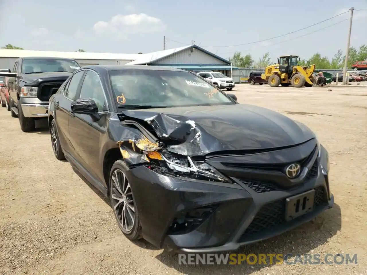 1 Photograph of a damaged car 4T1G11AK0LU355888 TOYOTA CAMRY 2020