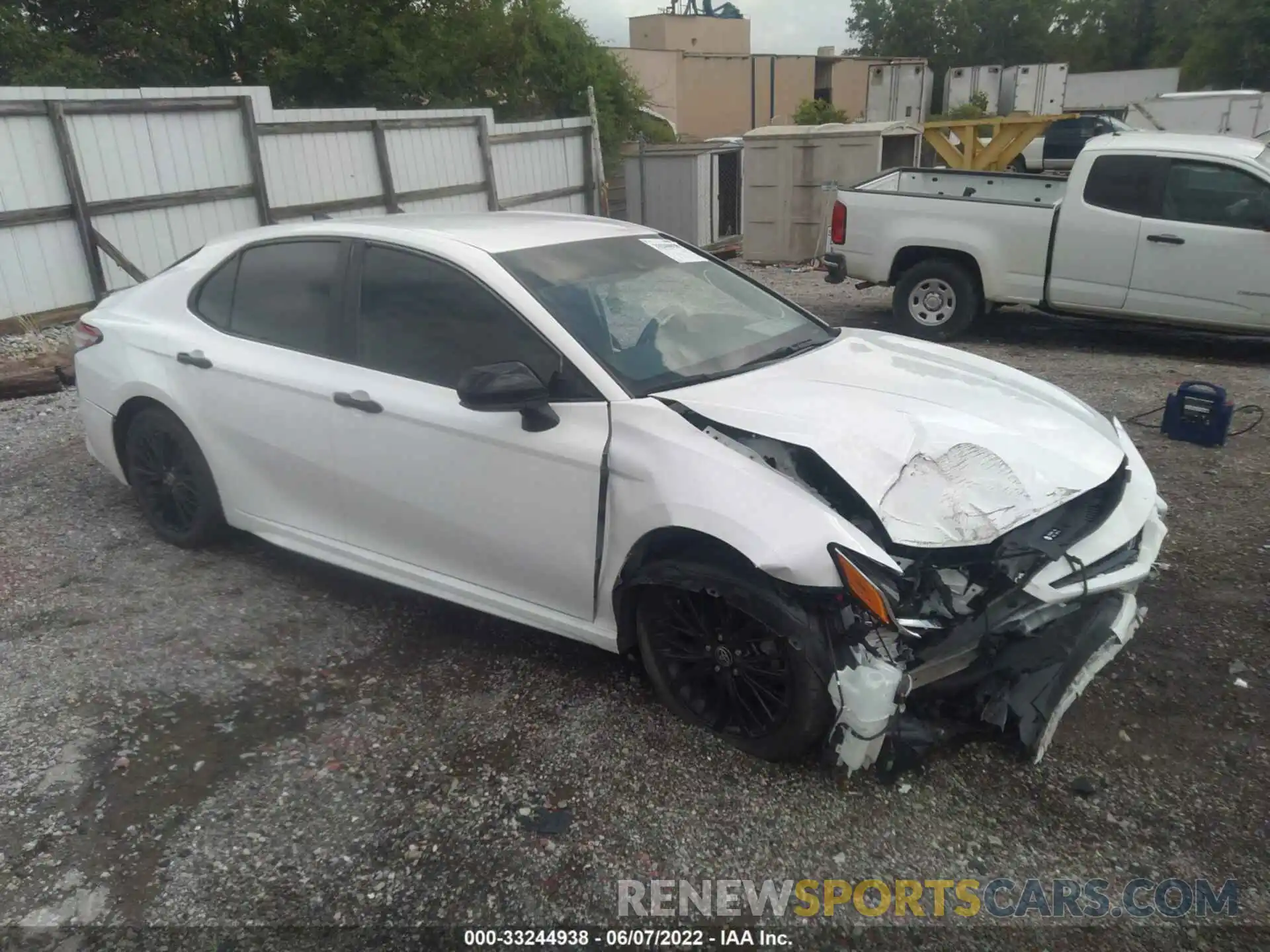 1 Photograph of a damaged car 4T1G11AK0LU357642 TOYOTA CAMRY 2020