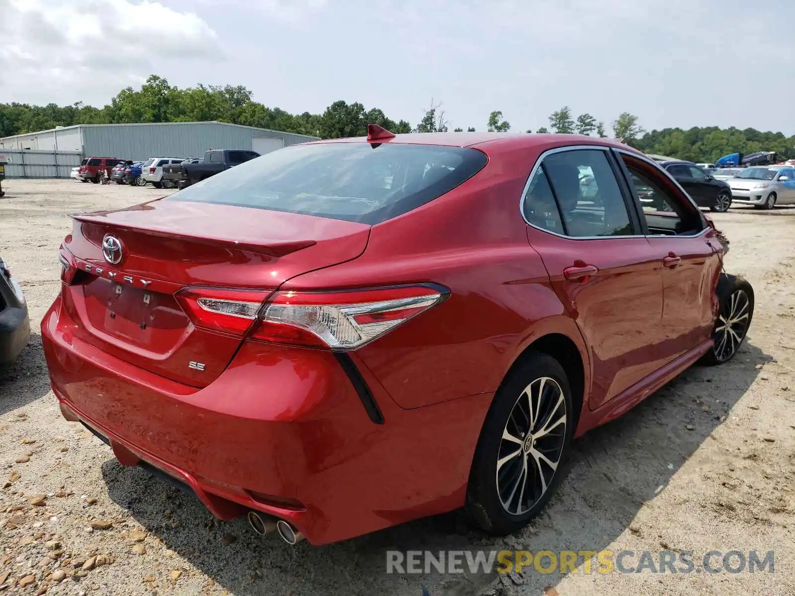 4 Photograph of a damaged car 4T1G11AK0LU359293 TOYOTA CAMRY 2020