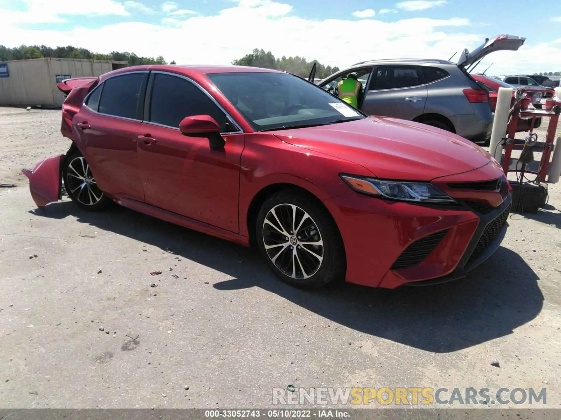 1 Photograph of a damaged car 4T1G11AK0LU360489 TOYOTA CAMRY 2020