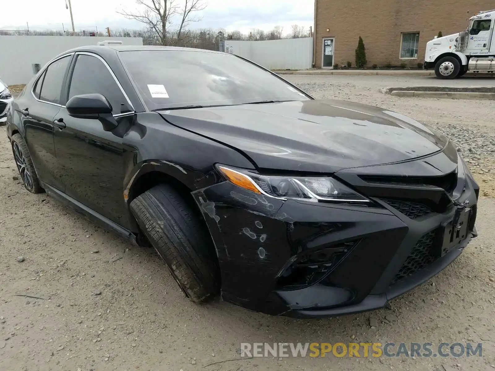 1 Photograph of a damaged car 4T1G11AK0LU360508 TOYOTA CAMRY 2020