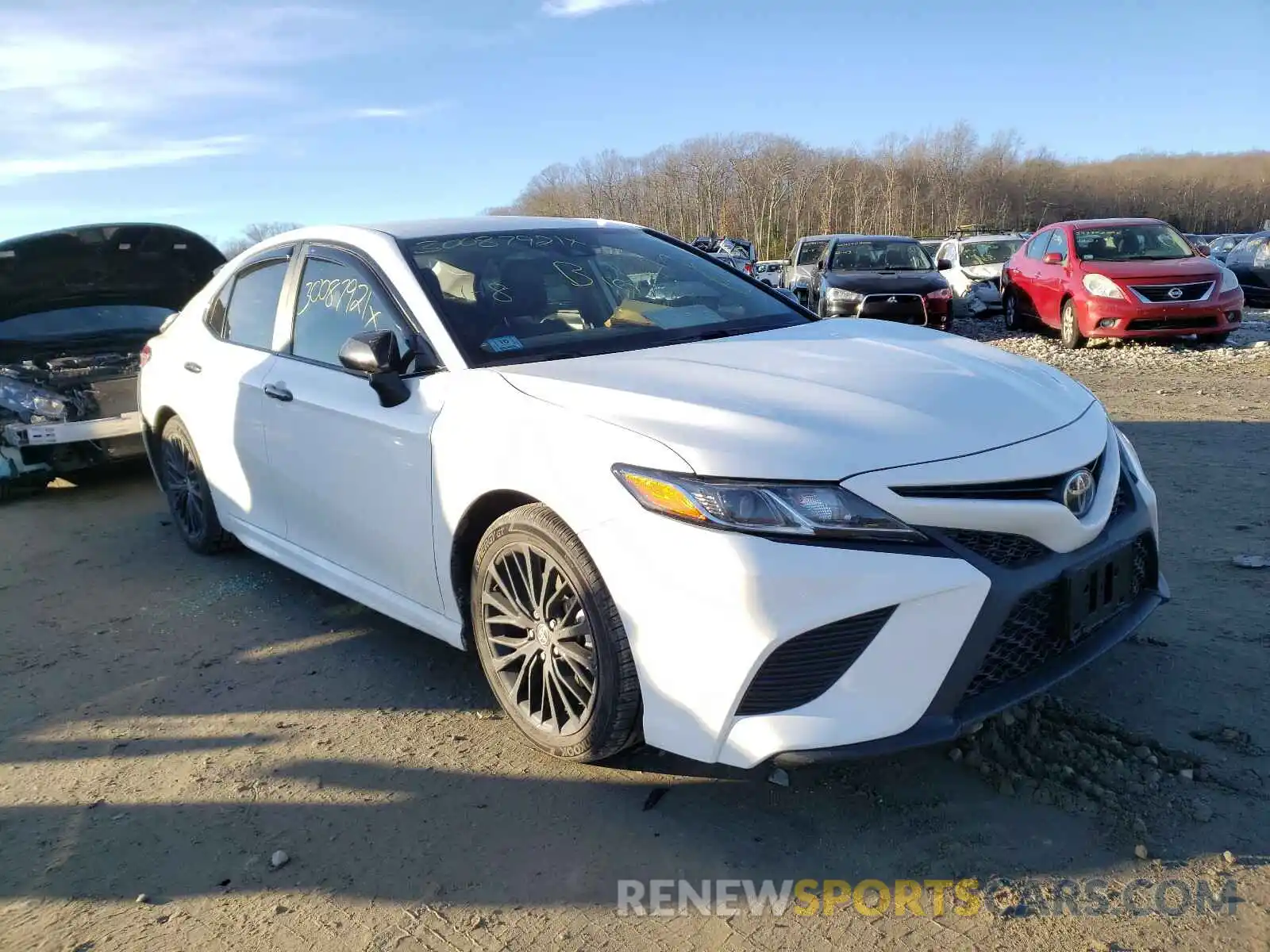 1 Photograph of a damaged car 4T1G11AK0LU363683 TOYOTA CAMRY 2020