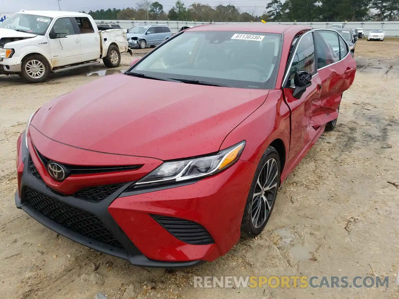 2 Photograph of a damaged car 4T1G11AK0LU365210 TOYOTA CAMRY 2020