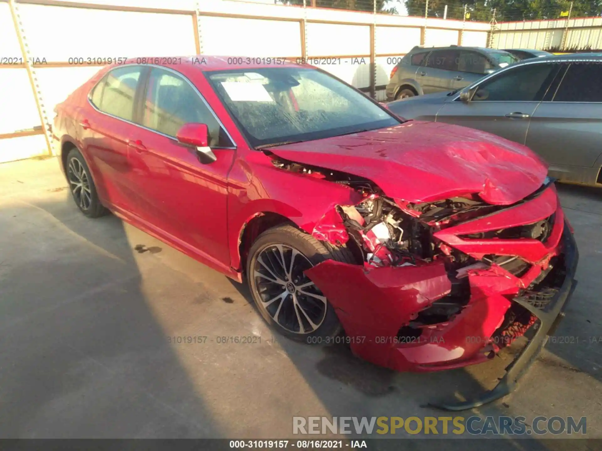 1 Photograph of a damaged car 4T1G11AK0LU365305 TOYOTA CAMRY 2020