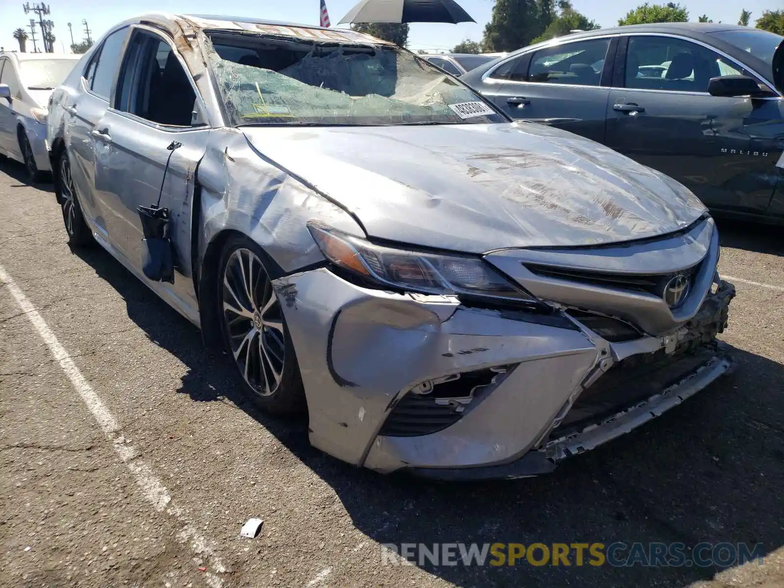 1 Photograph of a damaged car 4T1G11AK0LU365417 TOYOTA CAMRY 2020