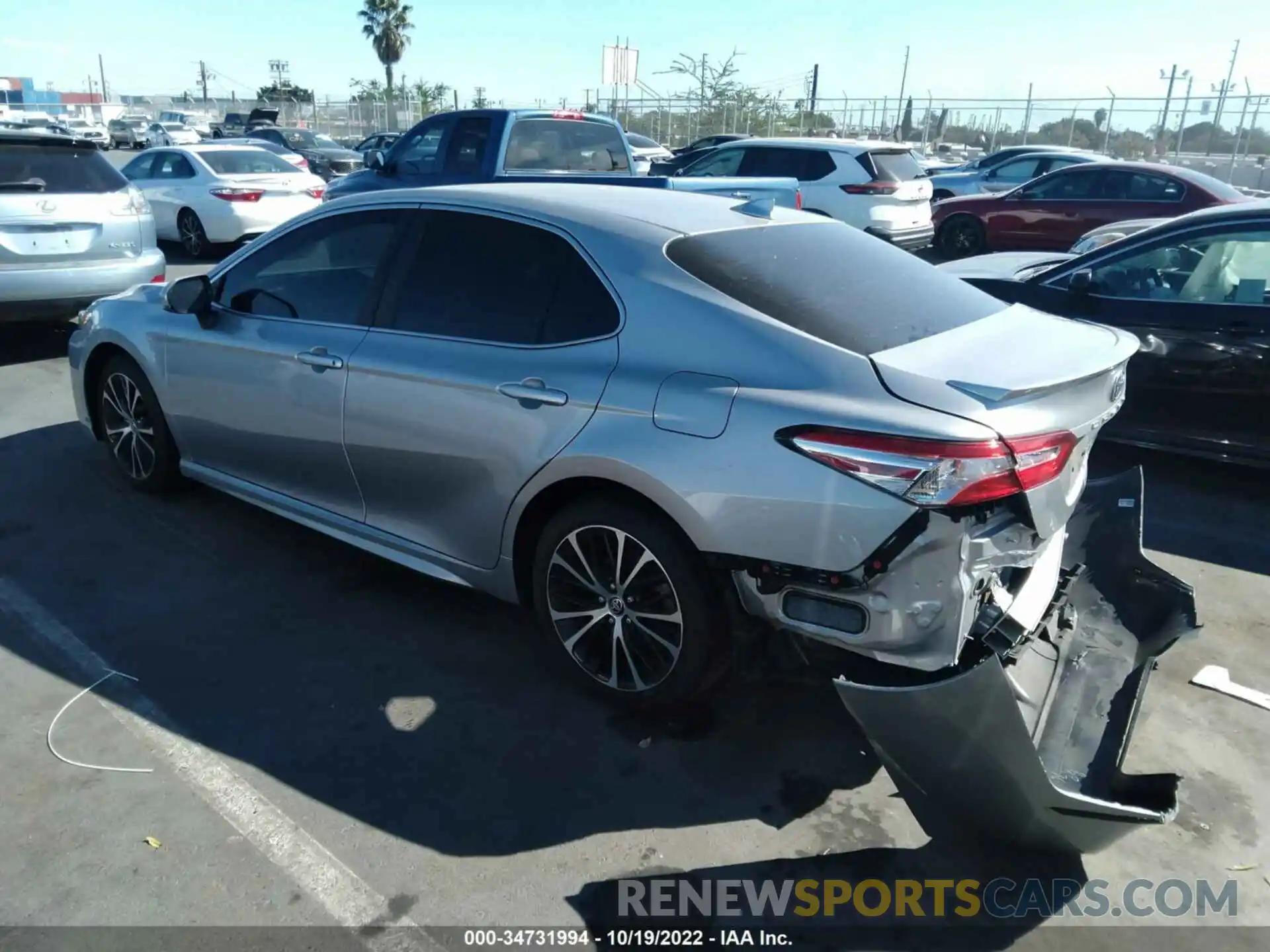 3 Photograph of a damaged car 4T1G11AK0LU366356 TOYOTA CAMRY 2020