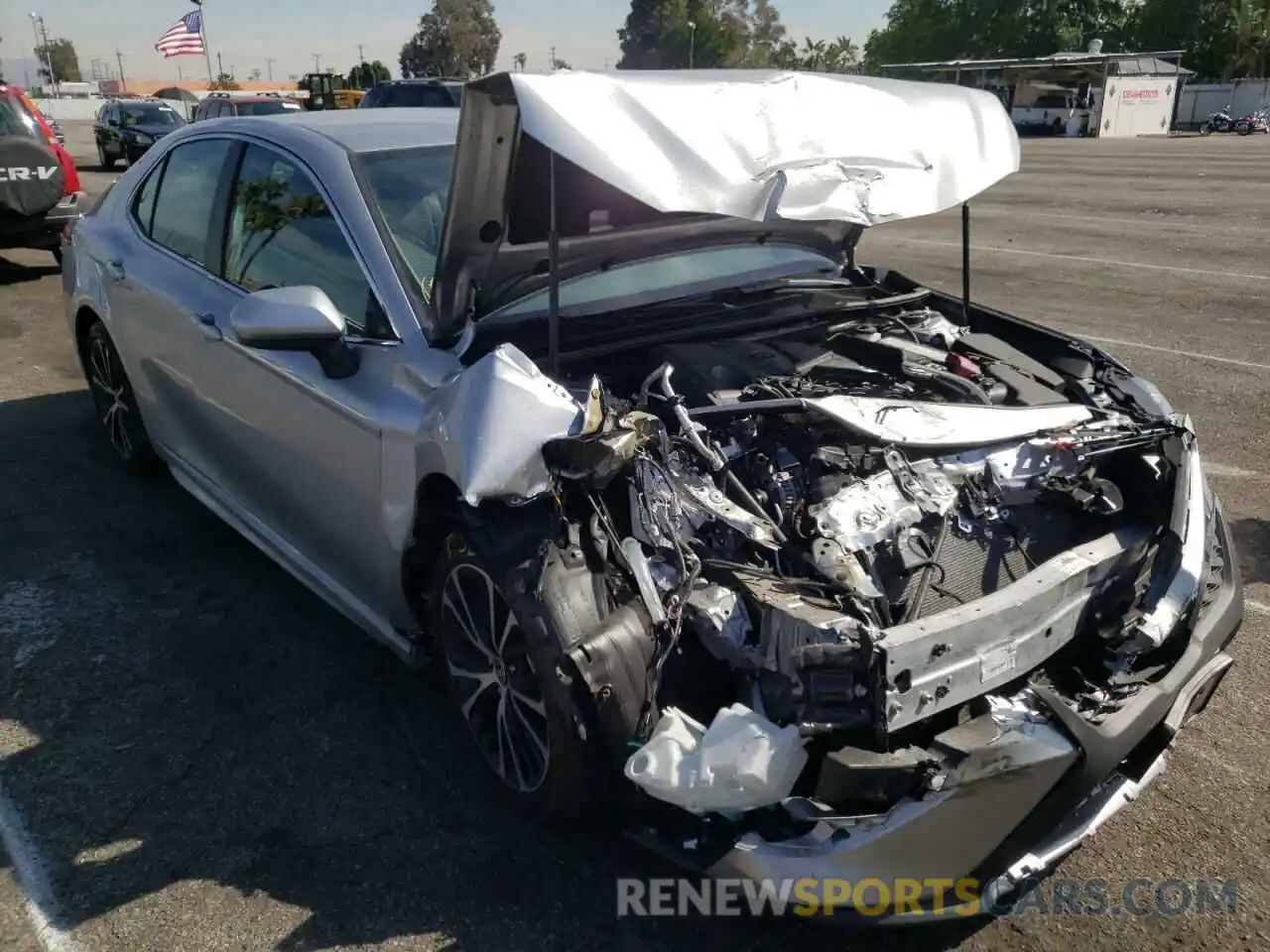 1 Photograph of a damaged car 4T1G11AK0LU366938 TOYOTA CAMRY 2020