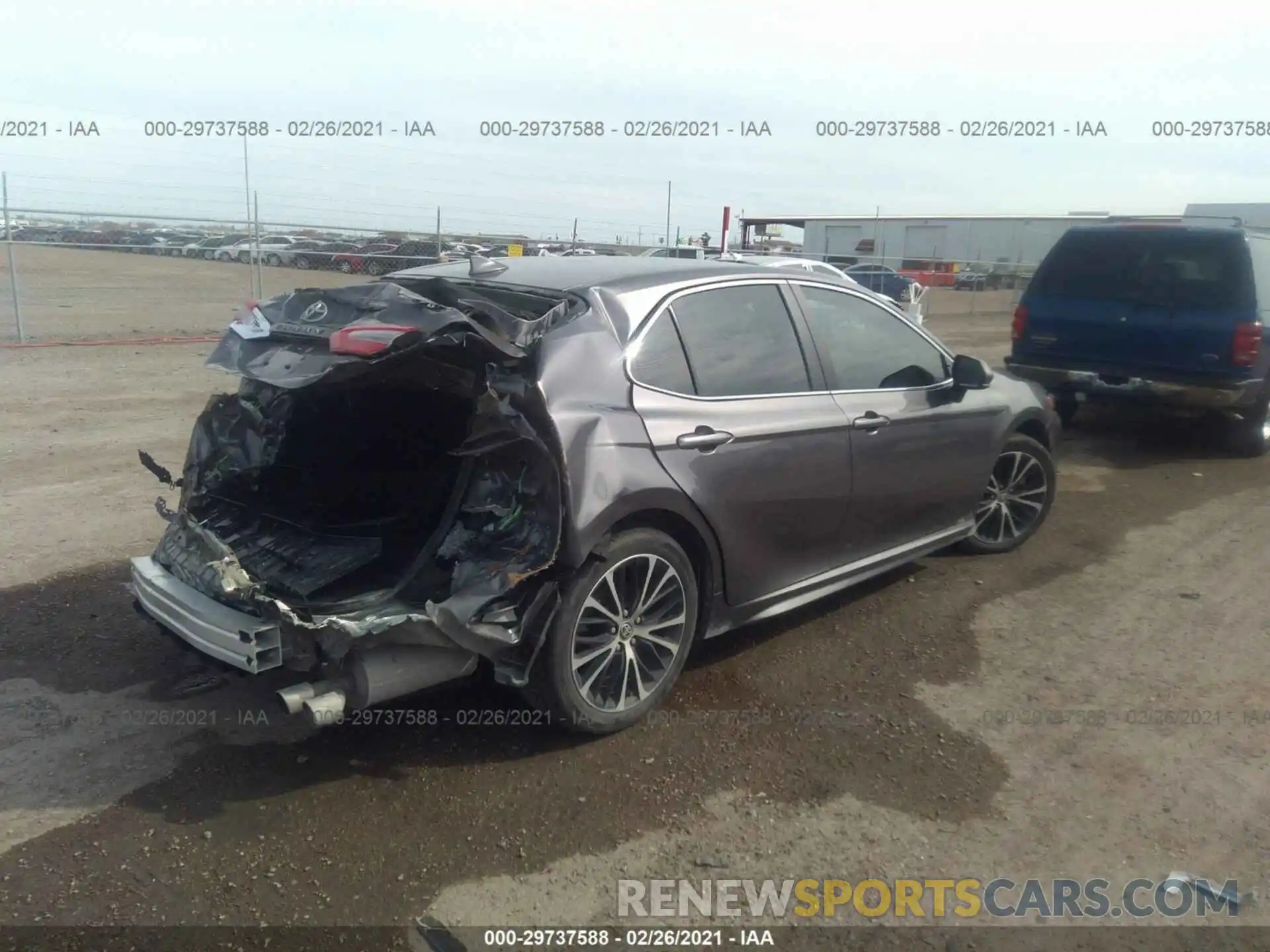 4 Photograph of a damaged car 4T1G11AK0LU367135 TOYOTA CAMRY 2020