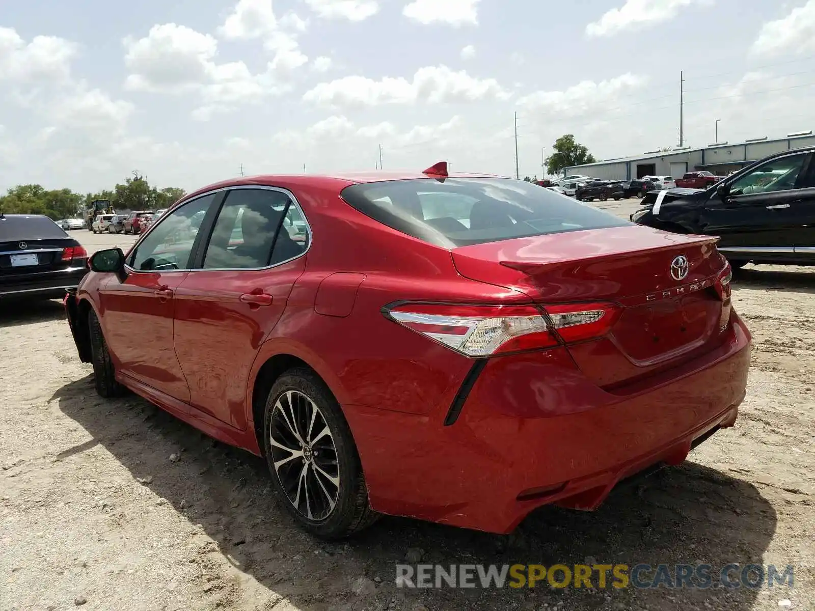 3 Photograph of a damaged car 4T1G11AK0LU375705 TOYOTA CAMRY 2020