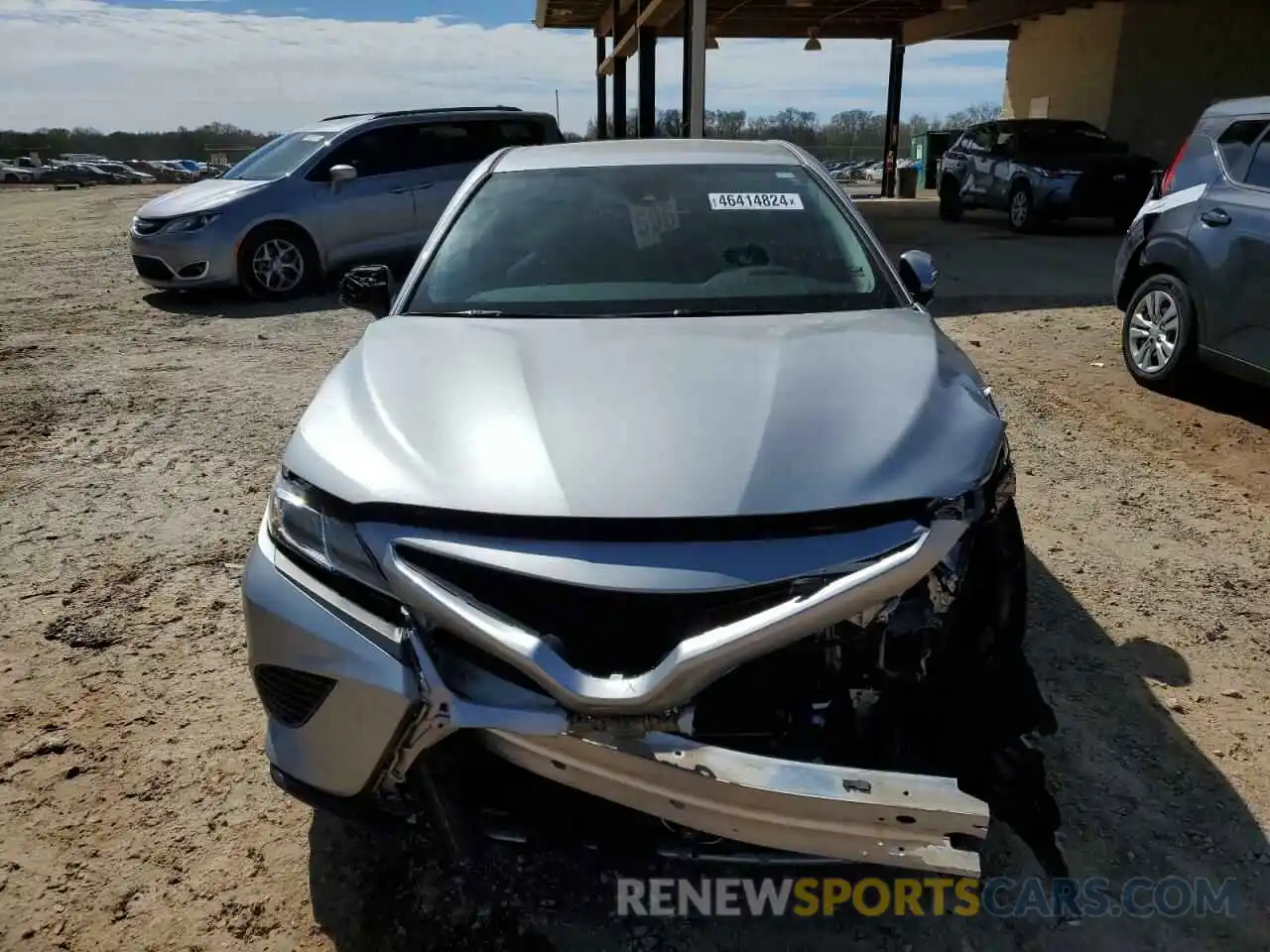 5 Photograph of a damaged car 4T1G11AK0LU381715 TOYOTA CAMRY 2020