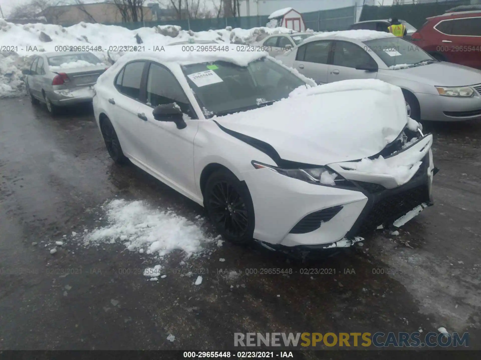 1 Photograph of a damaged car 4T1G11AK0LU399373 TOYOTA CAMRY 2020