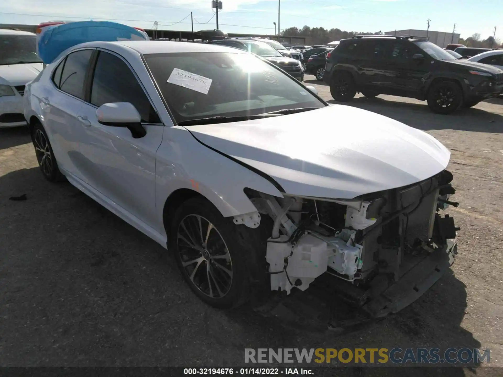 1 Photograph of a damaged car 4T1G11AK0LU500749 TOYOTA CAMRY 2020