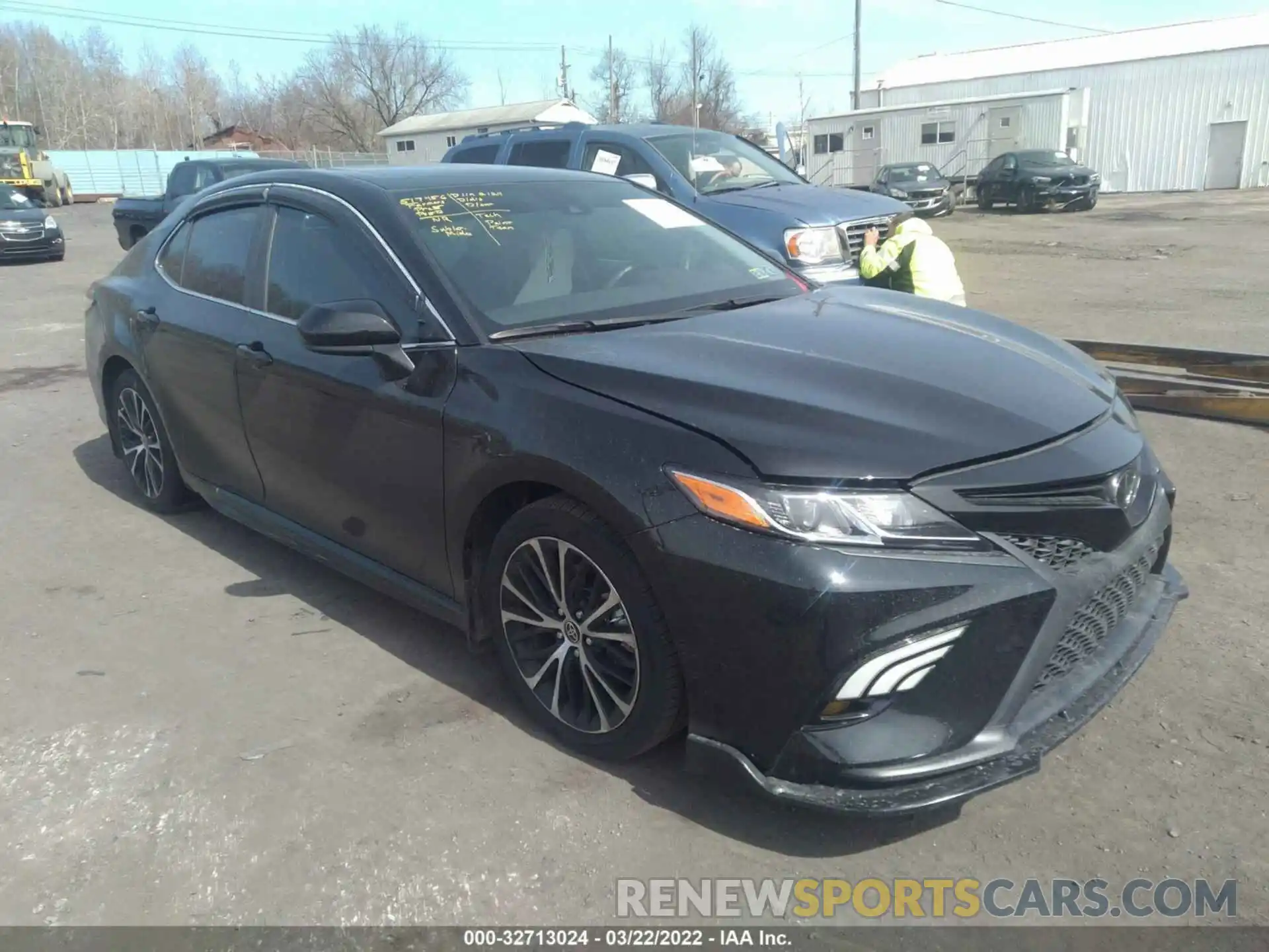 1 Photograph of a damaged car 4T1G11AK0LU504736 TOYOTA CAMRY 2020