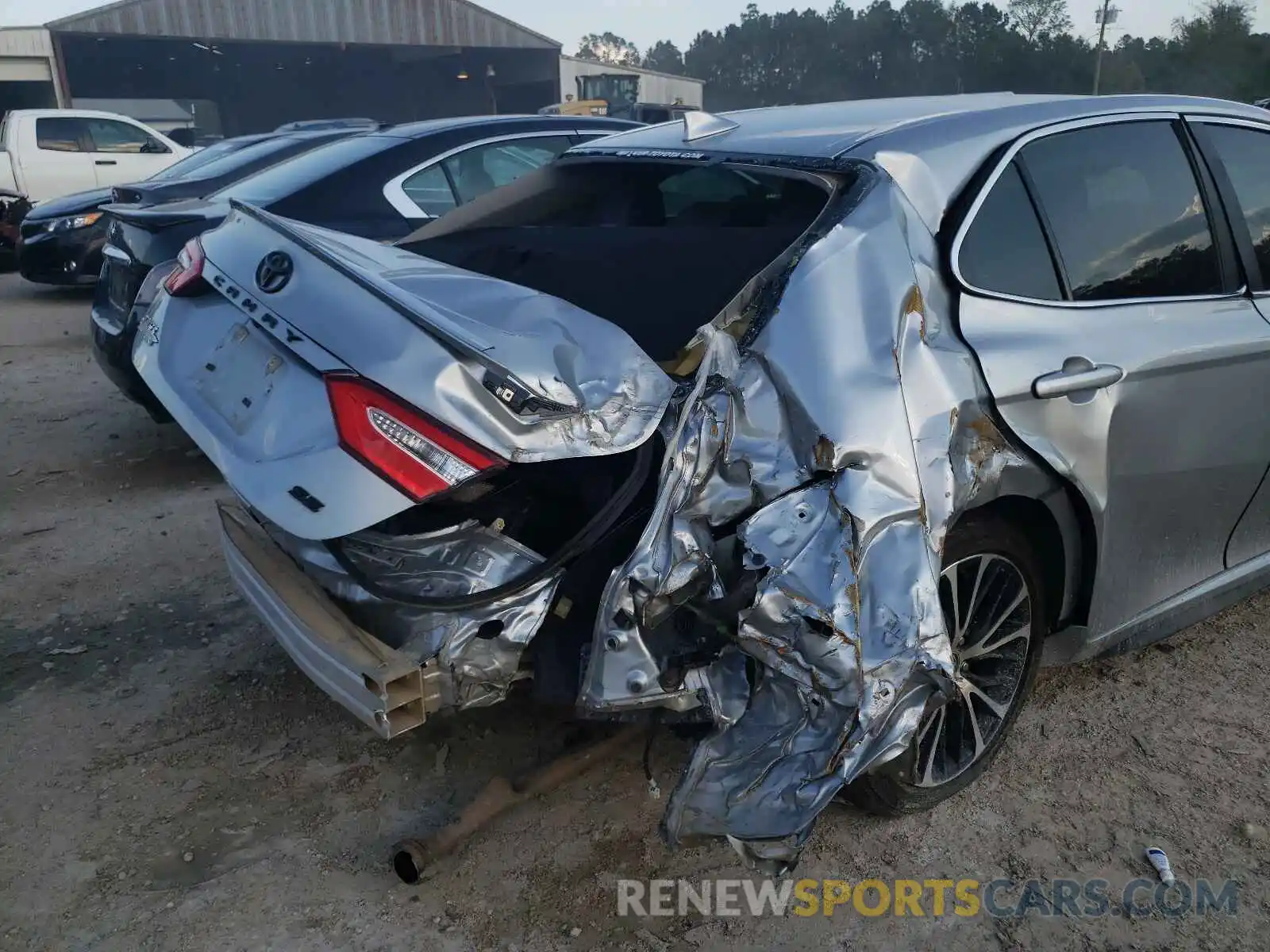 9 Photograph of a damaged car 4T1G11AK0LU506258 TOYOTA CAMRY 2020