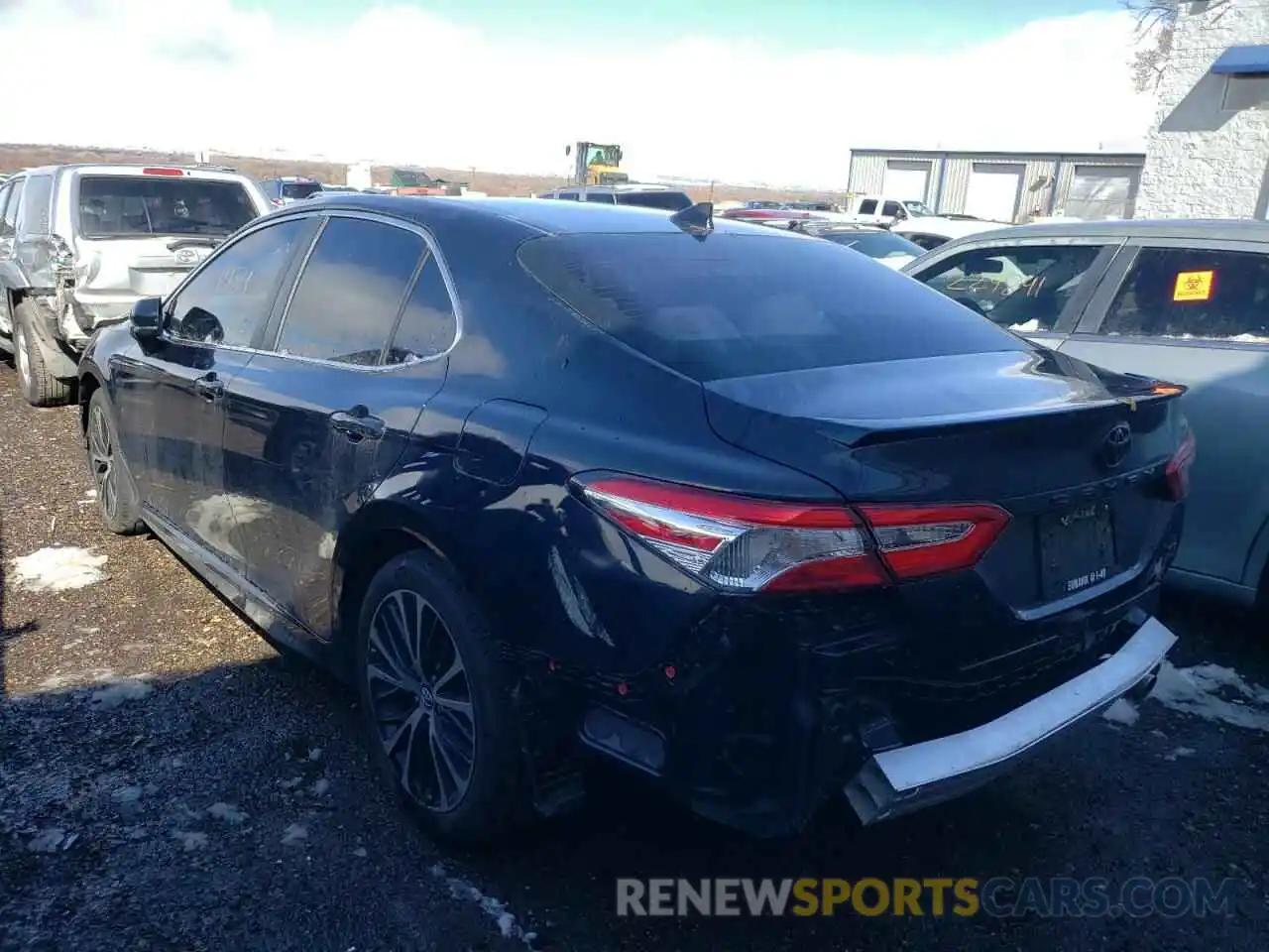 3 Photograph of a damaged car 4T1G11AK0LU865982 TOYOTA CAMRY 2020