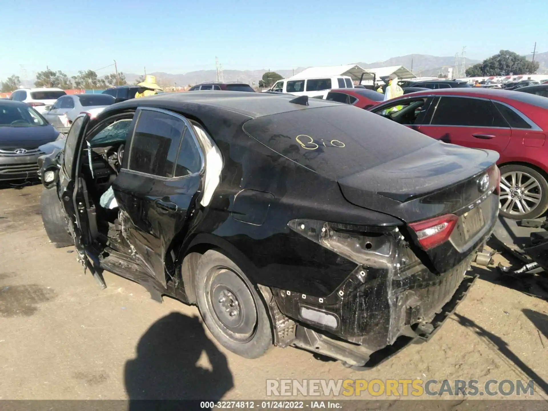 3 Photograph of a damaged car 4T1G11AK0LU866923 TOYOTA CAMRY 2020