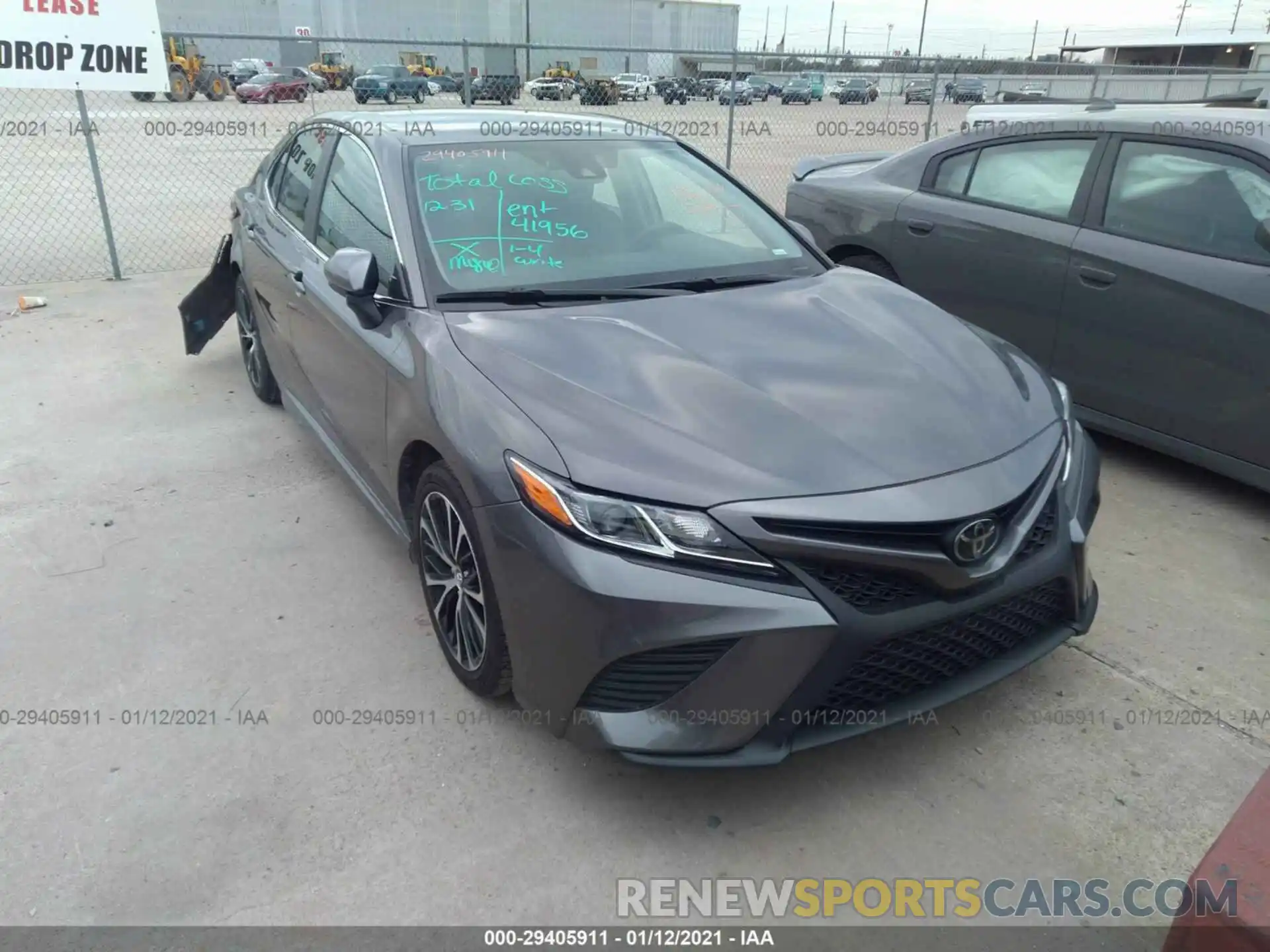 1 Photograph of a damaged car 4T1G11AK0LU871457 TOYOTA CAMRY 2020