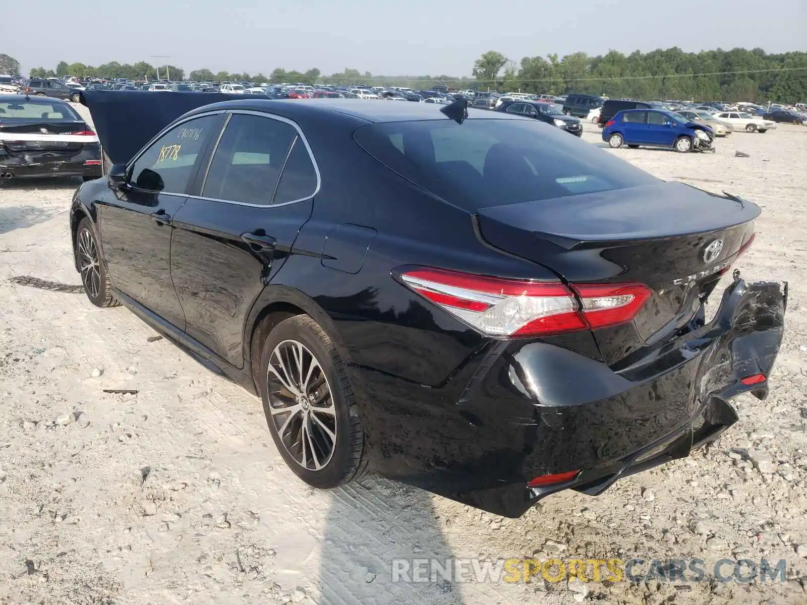 3 Photograph of a damaged car 4T1G11AK0LU871961 TOYOTA CAMRY 2020