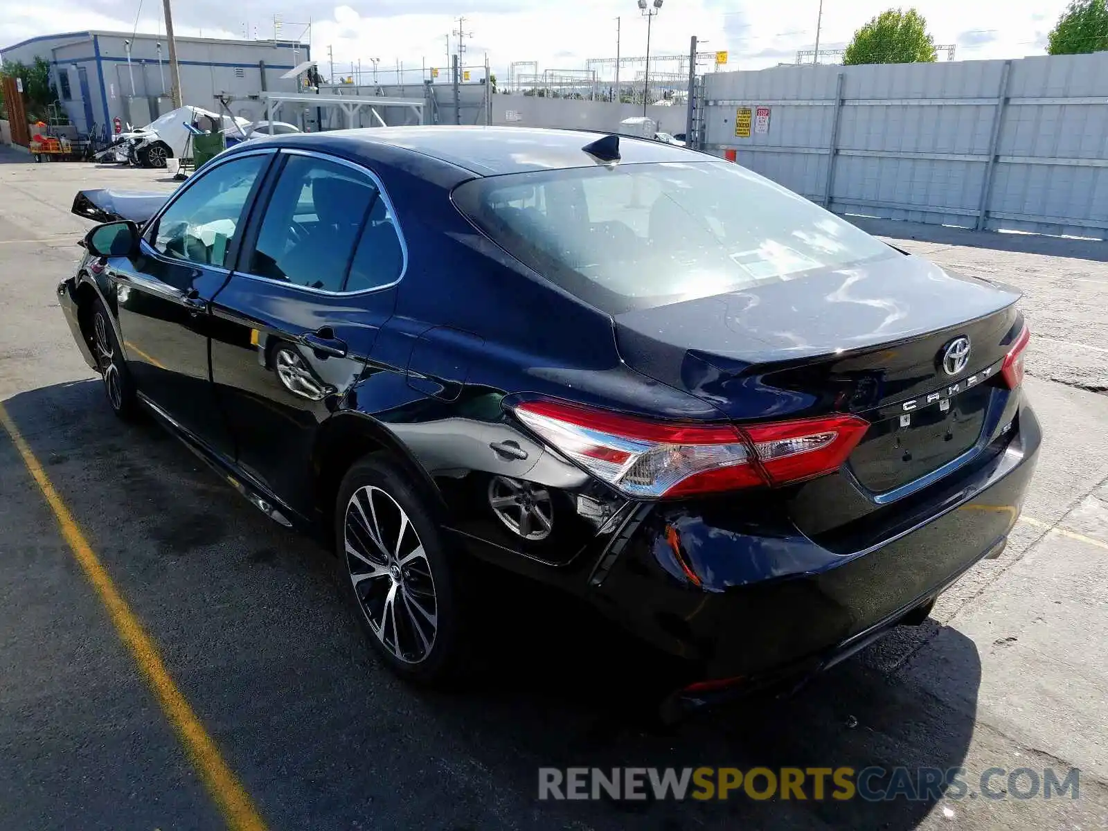 3 Photograph of a damaged car 4T1G11AK0LU874990 TOYOTA CAMRY 2020