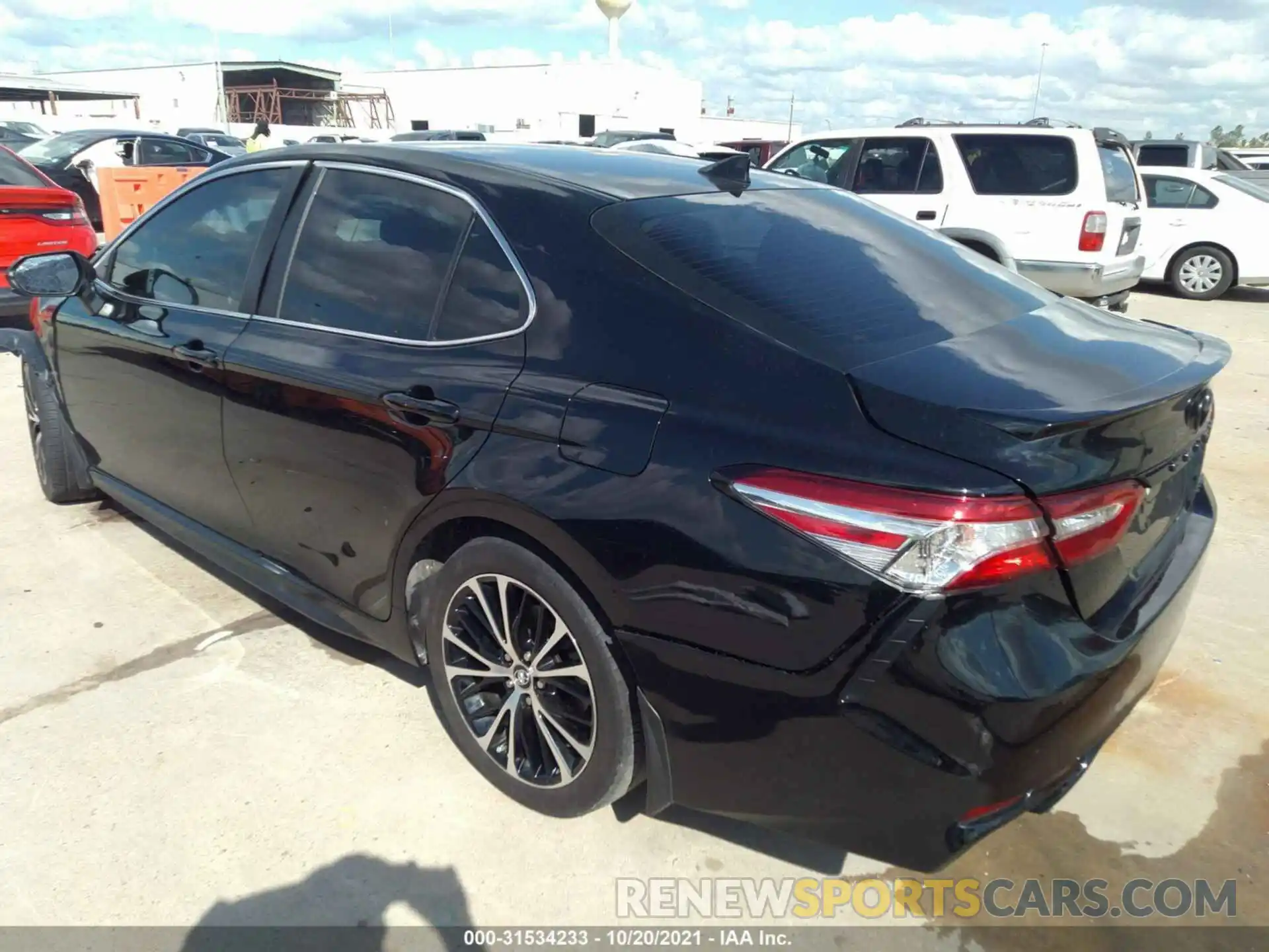 3 Photograph of a damaged car 4T1G11AK0LU896360 TOYOTA CAMRY 2020