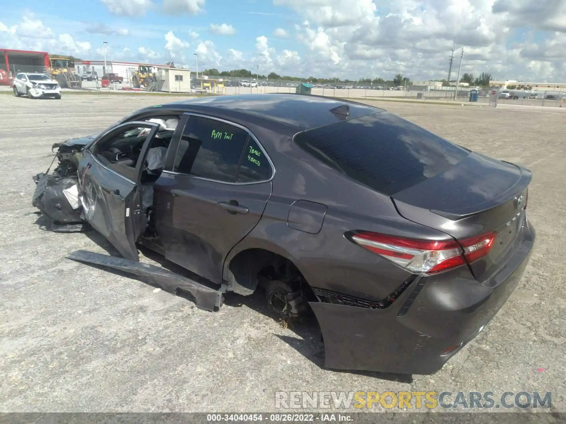 3 Photograph of a damaged car 4T1G11AK0LU901041 TOYOTA CAMRY 2020