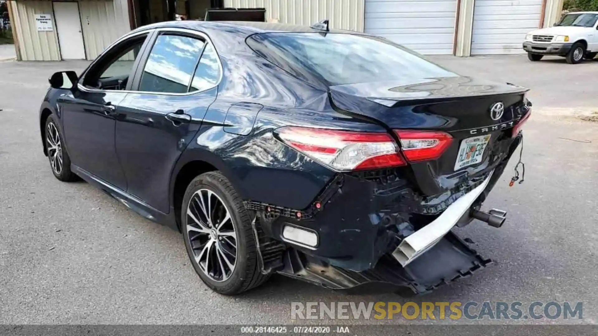 4 Photograph of a damaged car 4T1G11AK0LU901900 TOYOTA CAMRY 2020