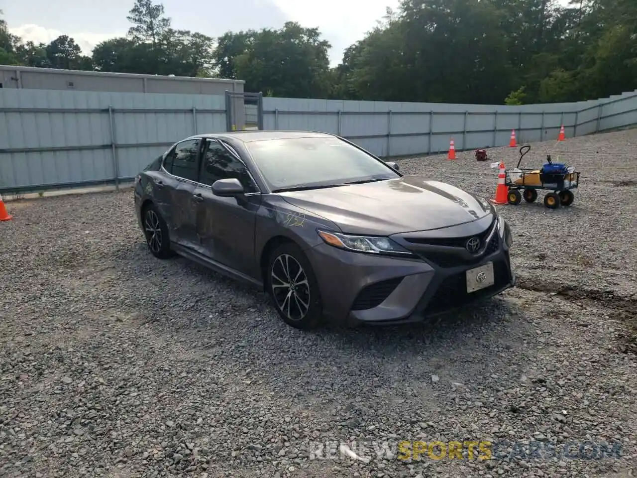 1 Photograph of a damaged car 4T1G11AK0LU902772 TOYOTA CAMRY 2020