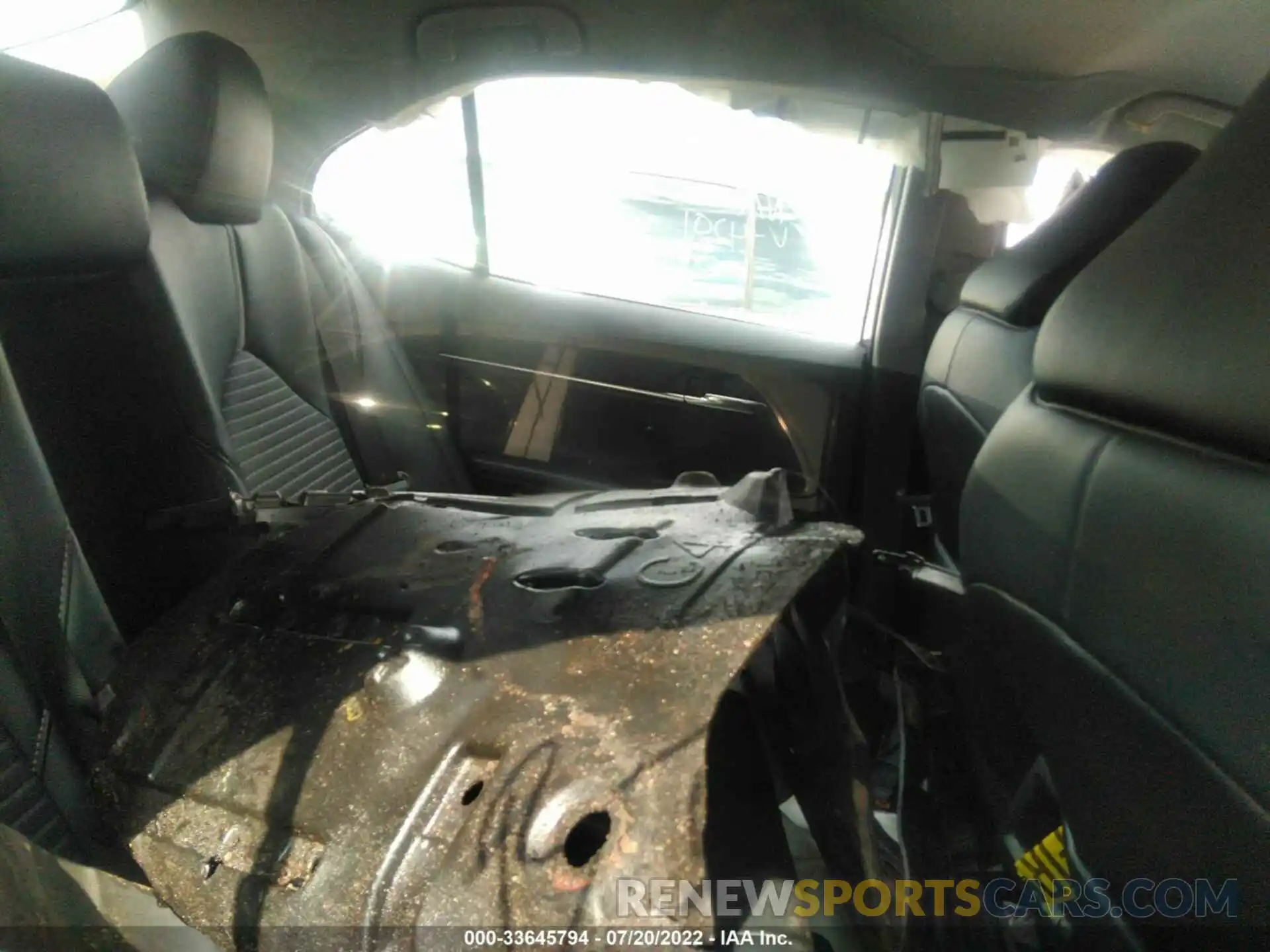 8 Photograph of a damaged car 4T1G11AK0LU904201 TOYOTA CAMRY 2020